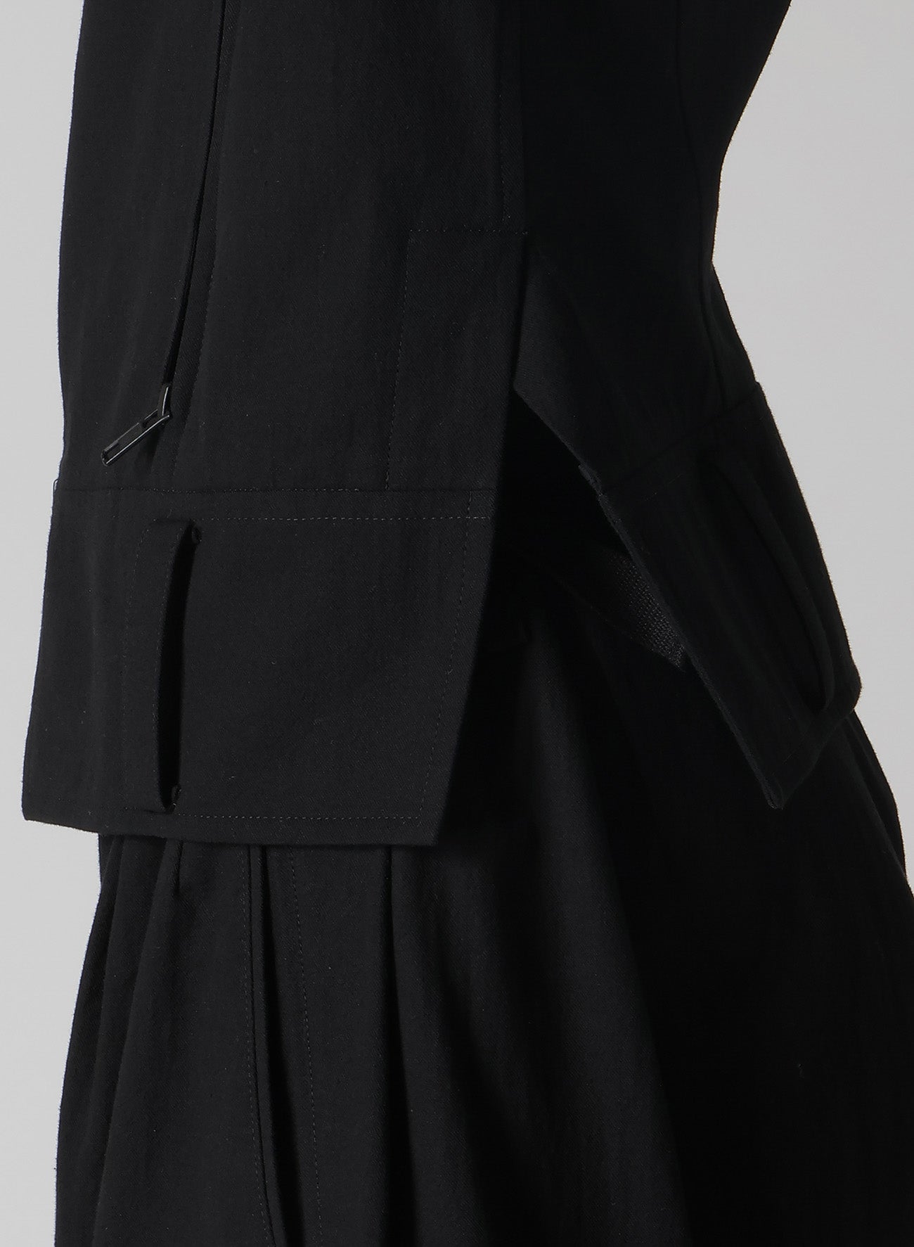 Stylish Cotton Twill Untrimmed Sleeve Moto Jacket for Women - Perfect for Motorcycle Riding, Casual Outfits & Streetwear Fashion