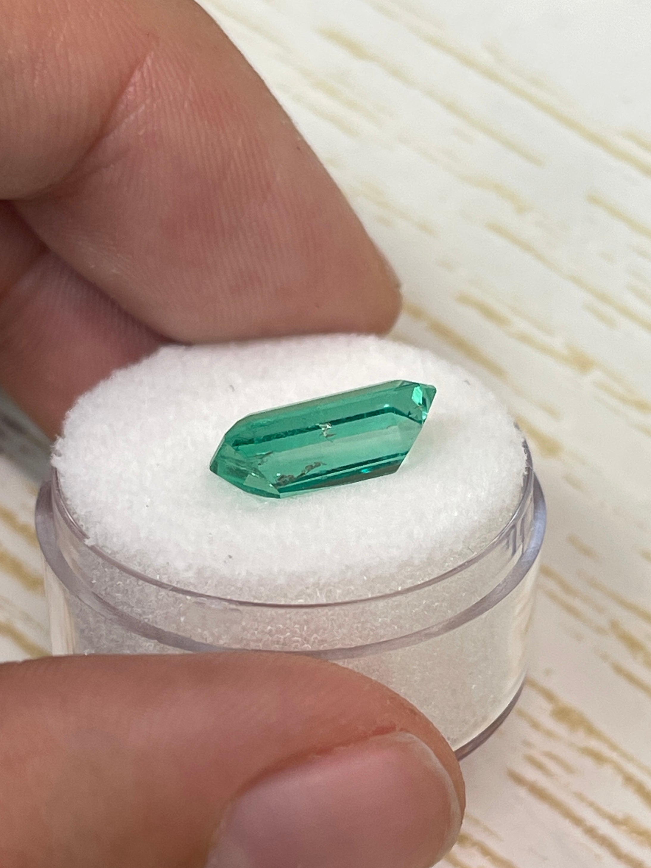 3.42 Carat 13x7.6mm Glowing Elongated Green Natural Loose Colombian Emerald - Emerald Cut Gemstone for Jewelry Making, Engagement Rings & Luxury Gifts