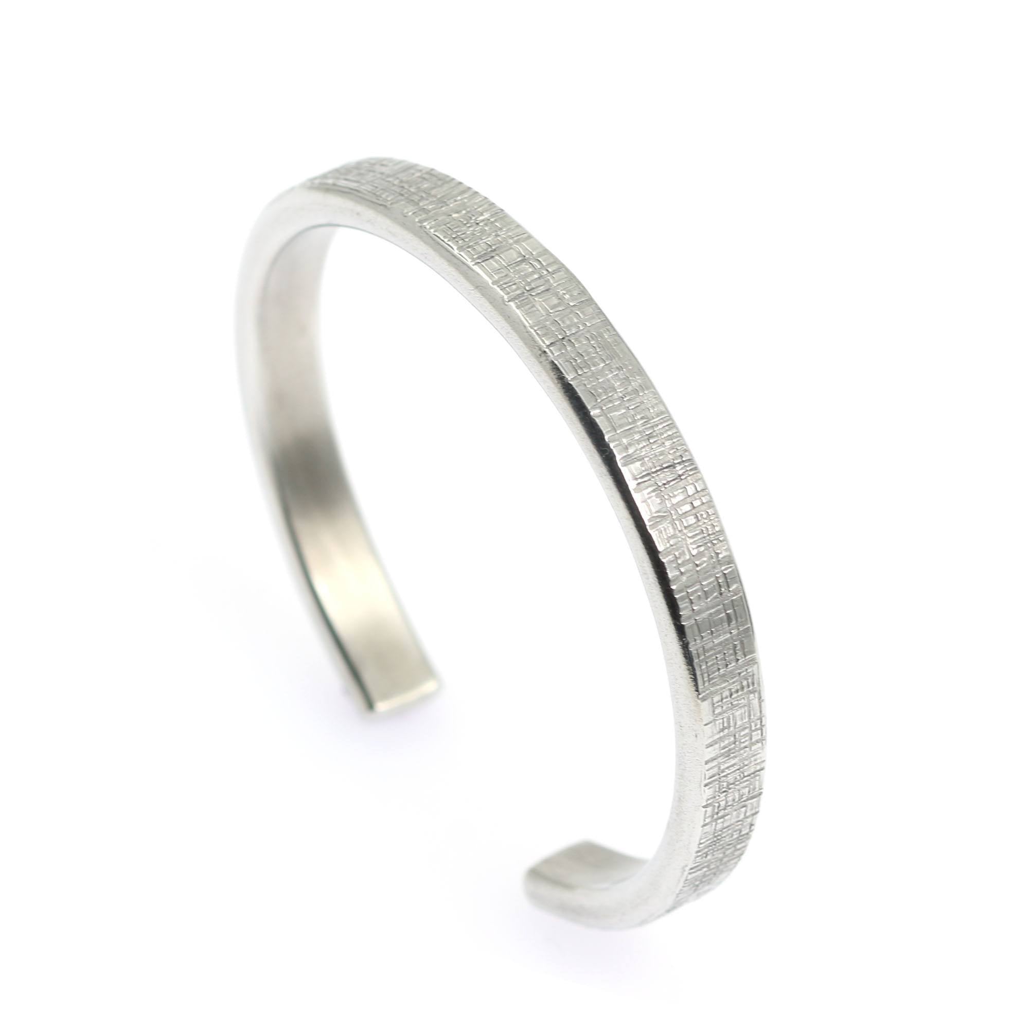 Stylish Thin Linen Aluminum Cuff Bracelet for Women - Lightweight Boho Jewelry for Everyday Wear, Parties & Special Occasions