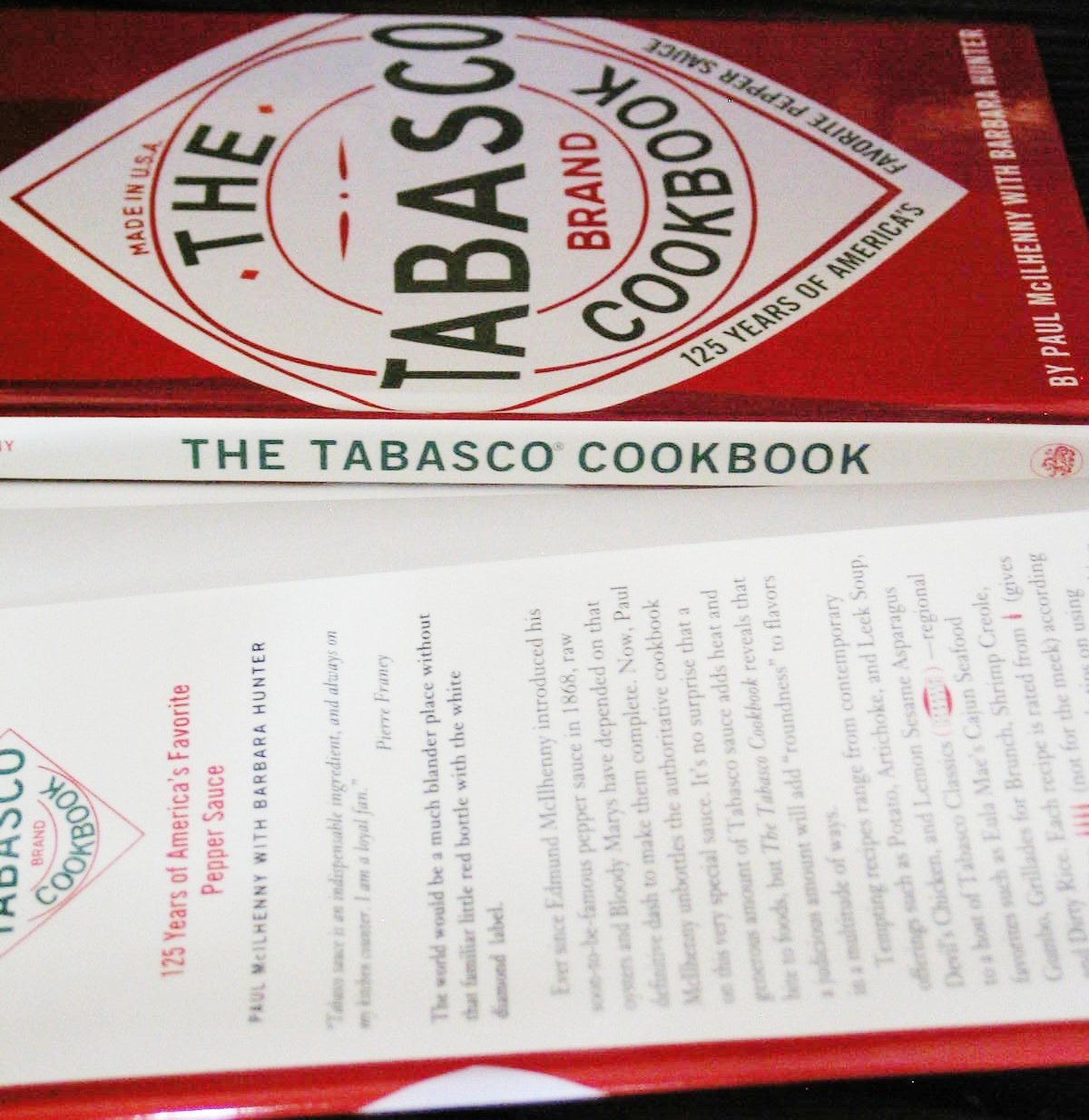 The Tabasco Cookbook: 125 Years of America's Favorite Pepper Sauce - Spicy Recipes for Grilling, Cooking & Entertaining