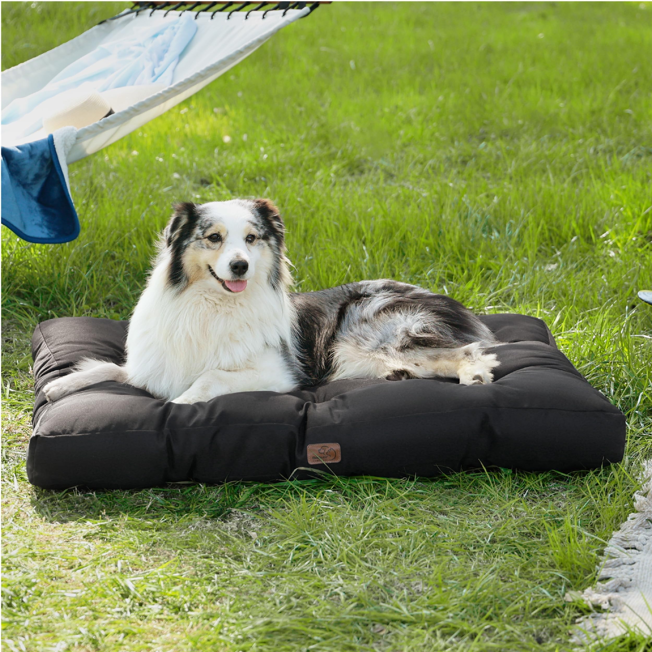 Bedsure Waterproof Dog Bed Extra Large - Washable XXL Dog Mattress for Large Dogs with Durable Oxford Fabric, Water Resistant Flat Pet Pillow for Dog Crate & Kennel, Black XL Dog Bed (111x89x10cm) - Perfect for Indoor, Outdoor & Travel Use