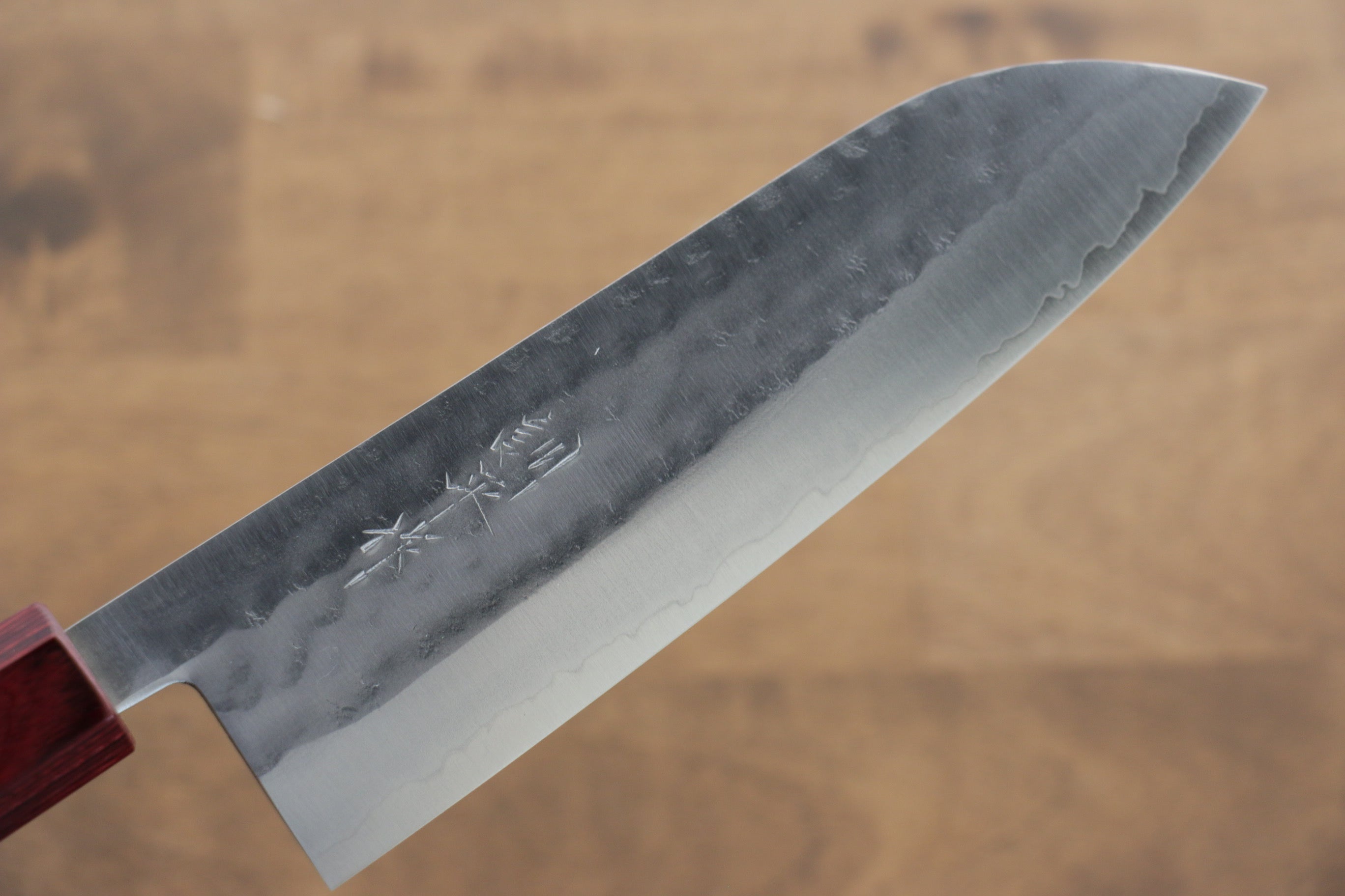 Kunihira VG1 Hammered Santoku Knife 170mm - Japanese Kitchen Knife with Red Pakka Wood Handle - Perfect for Slicing, Dicing & Chopping Vegetables, Meat & Fish