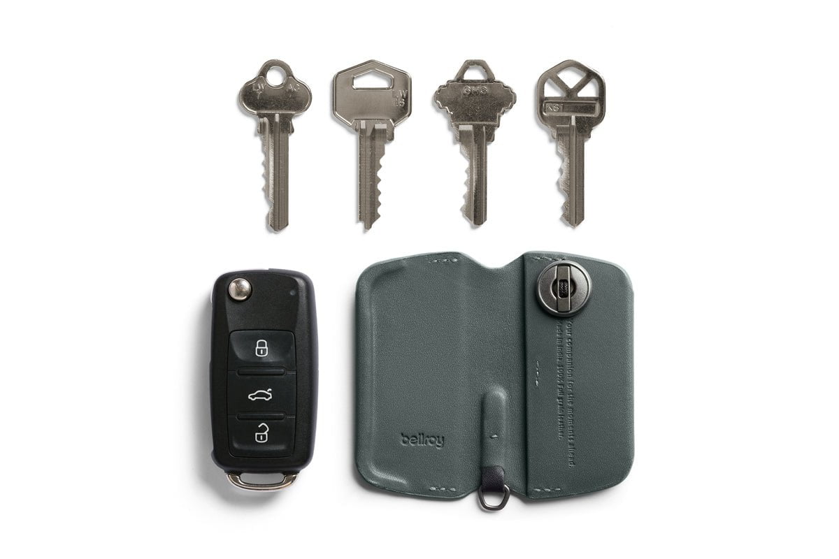 Bellroy Key Cover Plus Third Edition - Premium Leather Key Organizer for Keys, Cards & Cash | Slim & Durable RFID Protection | Perfect for Travel, Work & Everyday Carry (EDC)