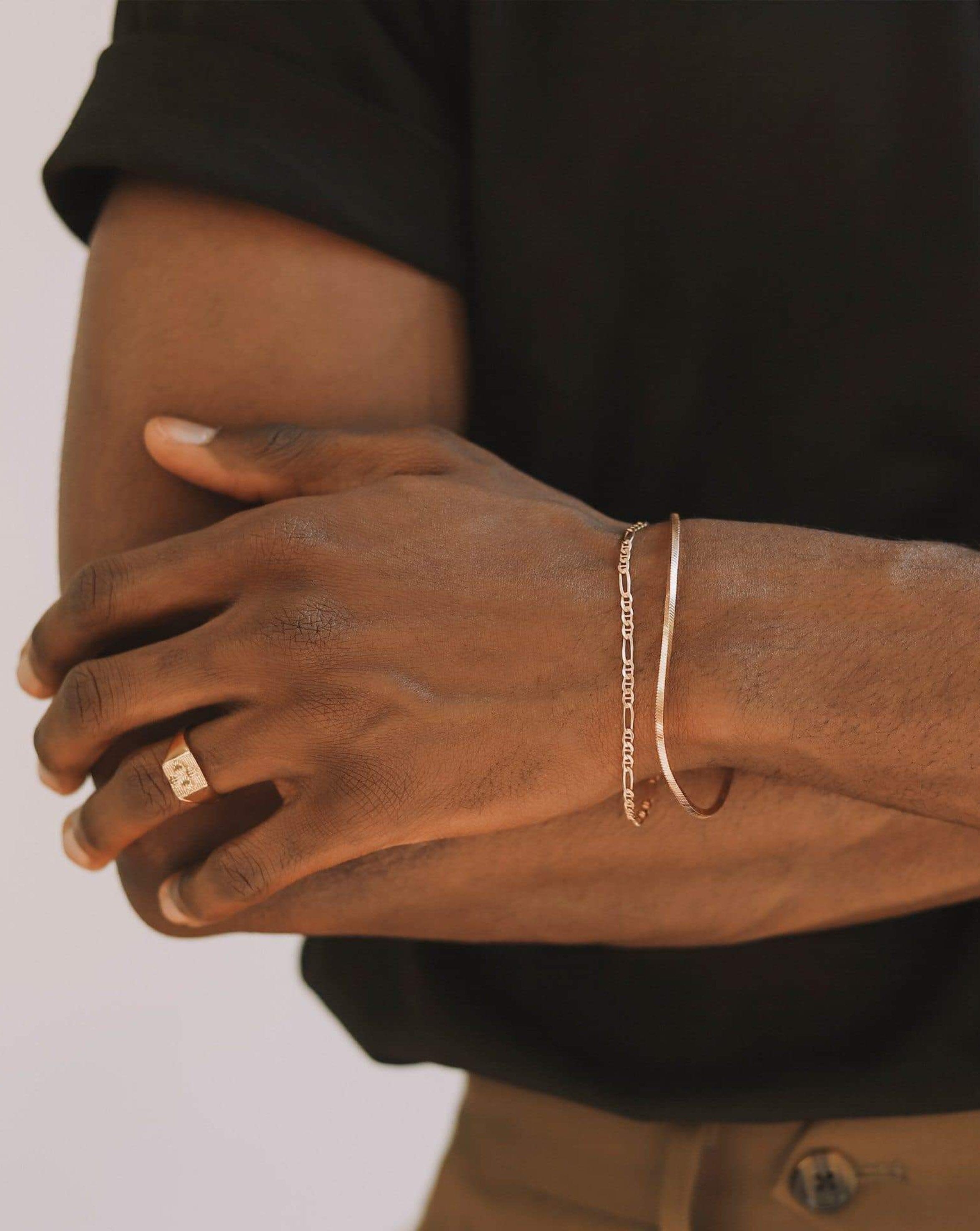 Stylish Men's Square Snake Chain Bracelet - Durable Stainless Steel Adjustable Bangle for Casual & Formal Wear - Perfect Gift for Him