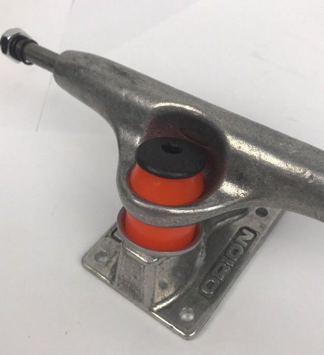 Kreper Grind King Old School Vintage Skateboard with Independent Trucks & Allen Key - Perfect for Street Skating and Retro Style