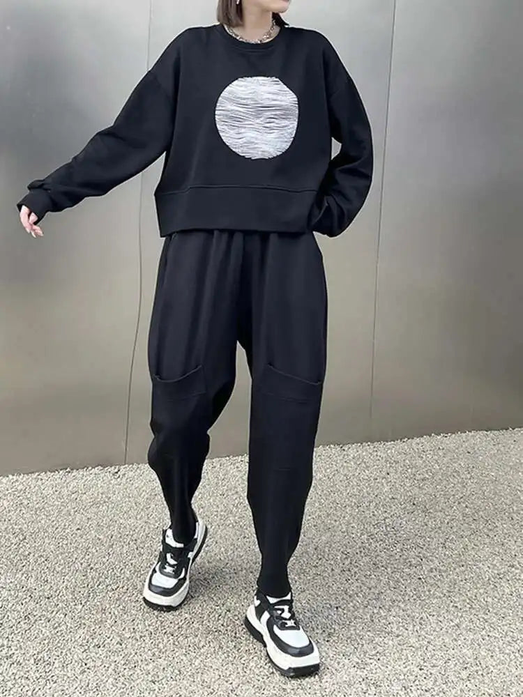 Black Printed Back Zipper Sweatshirt for Women | Round Neck Long Sleeve Pullover | Plus Size Fashion Hoodie | Trendy 2025 Fall & Spring Outerwear | Perfect for Casual Wear, Street Style & Layering