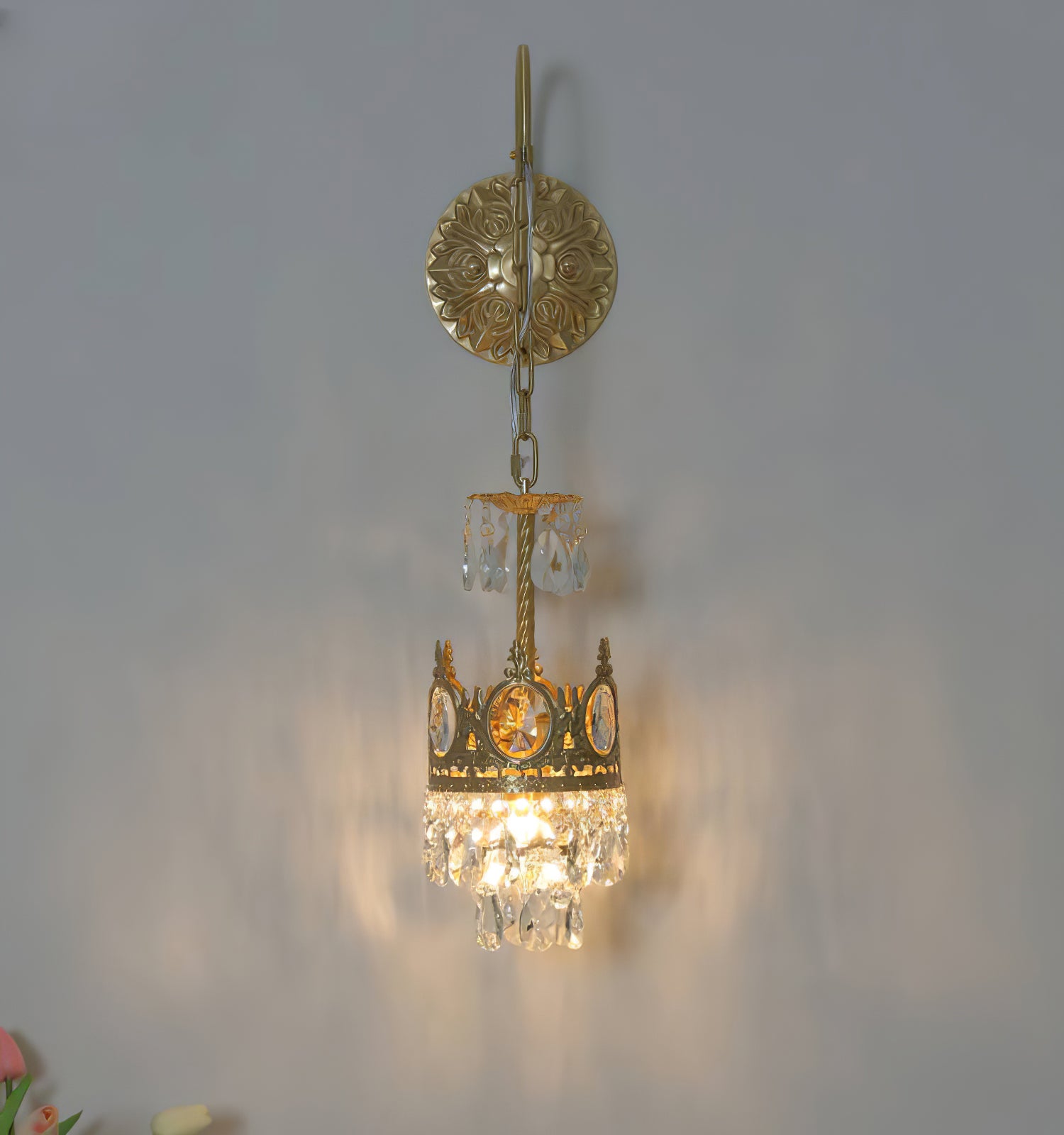 Crystal Crown Wall Light - Elegant LED Sconce for Bedroom, Living Room & Hallway Decor - Perfect for Home Lighting and Interior Design