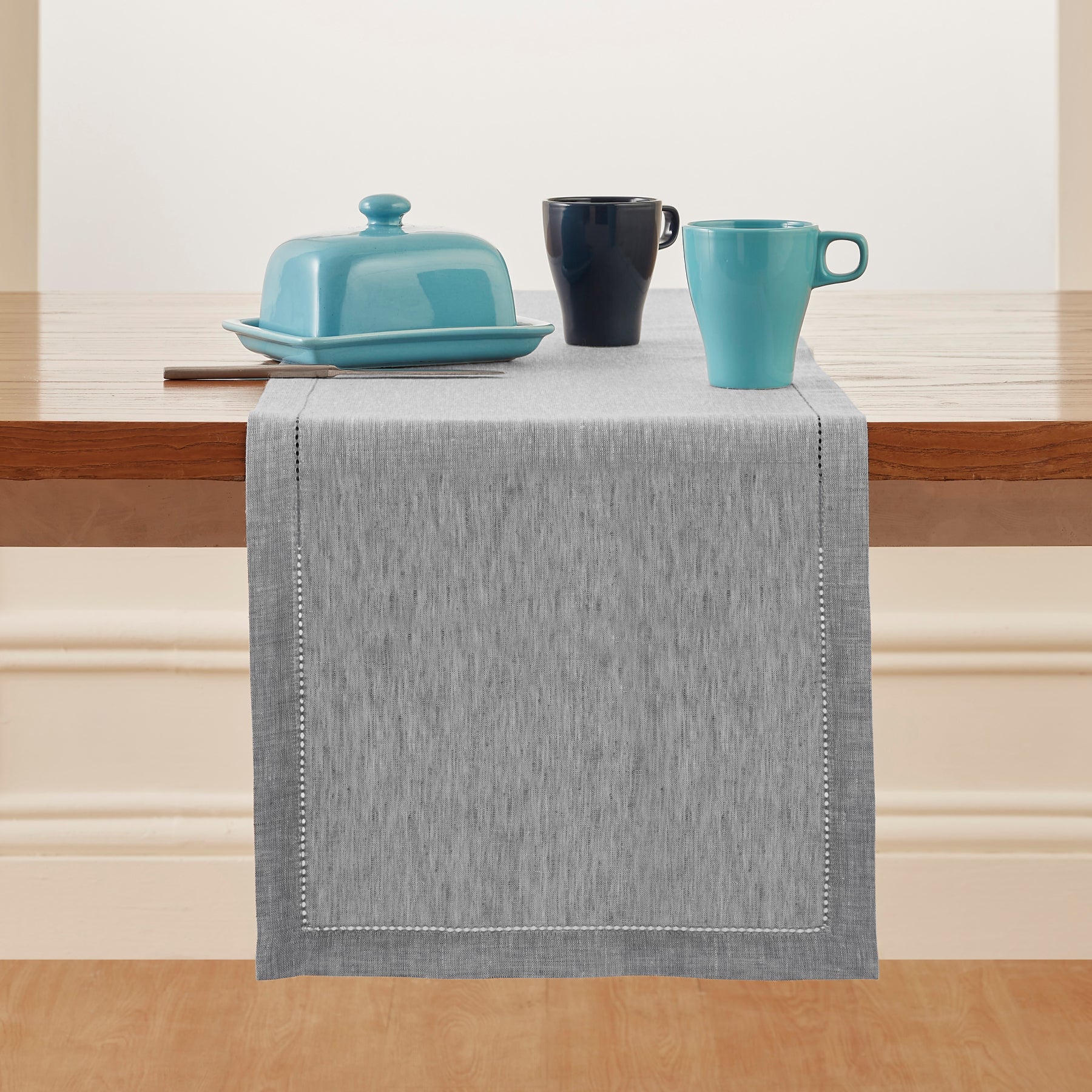 Elegant Milan Table Runner for Dining Room Decor - Perfect for Weddings, Parties & Holiday Table Settings