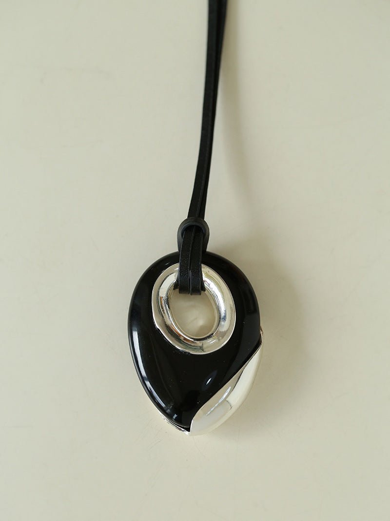 Midnight Oval Obsidian Necklace - Elegant Black Gemstone Jewelry for Women, Protection Stone Pendant | Perfect for Meditation, Spiritual Healing & Everyday Wear