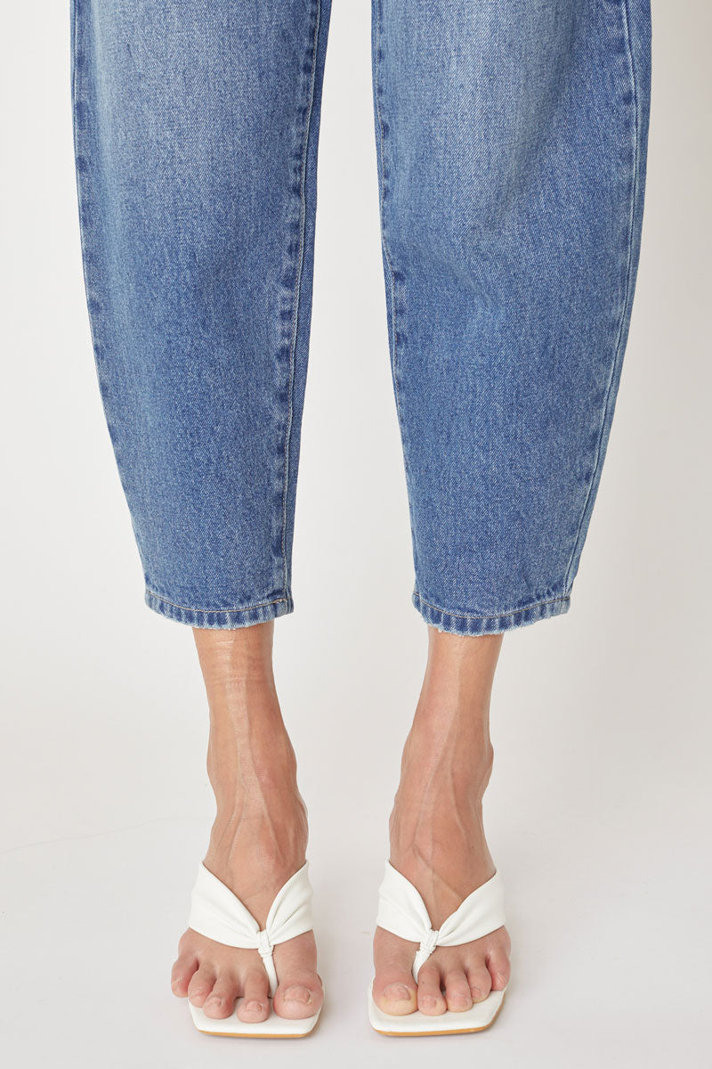 Ivy Ultra High Rise Balloon Fit Jeans for Women - Trendy Stretch Denim Pants, Comfortable & Flattering - Perfect for Casual Outings, Date Nights & Street Style Fashion