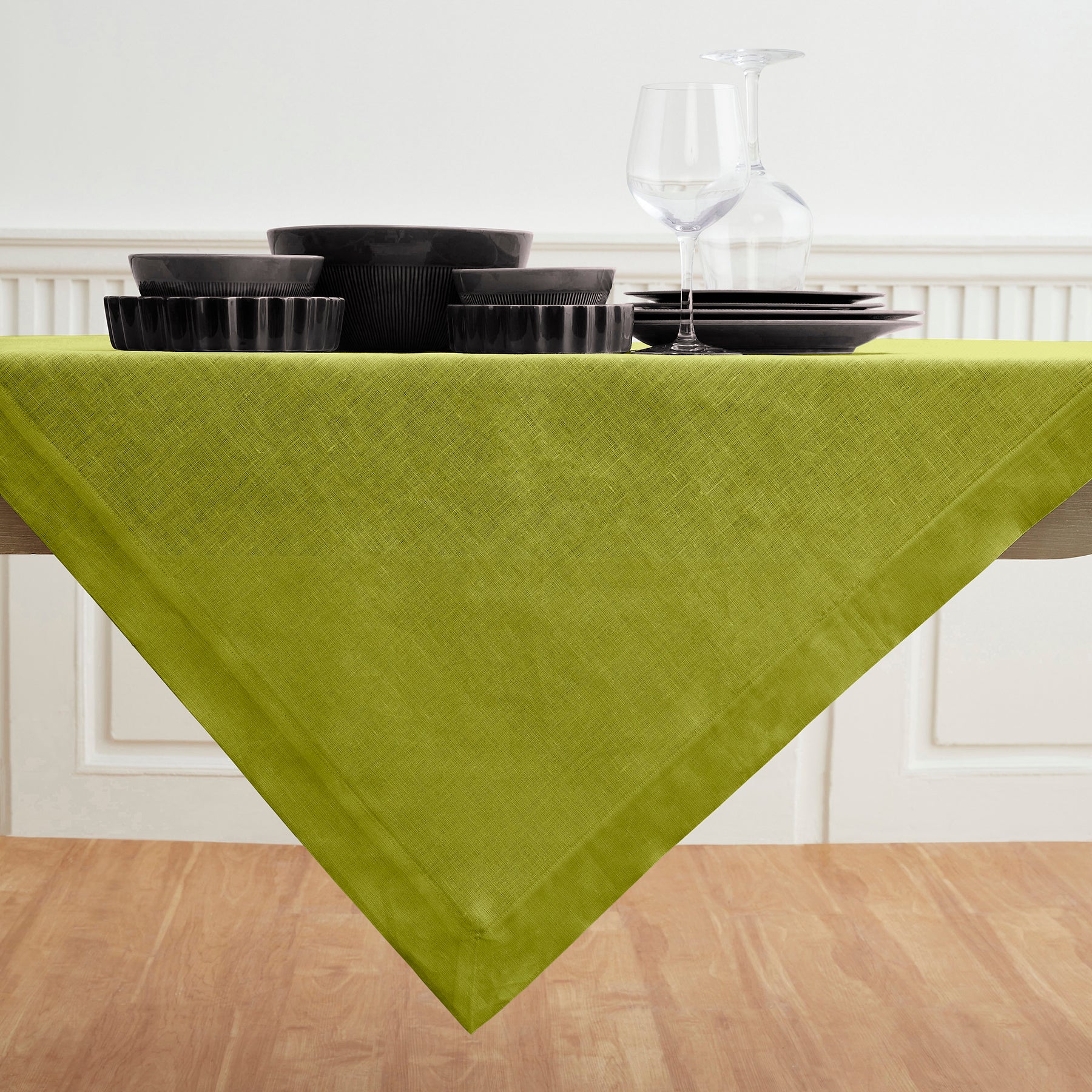 Fete Table Throw - Premium Waterproof Outdoor Picnic Blanket for Beach, Park & Camping - Perfect for Parties, BBQs & Picnics