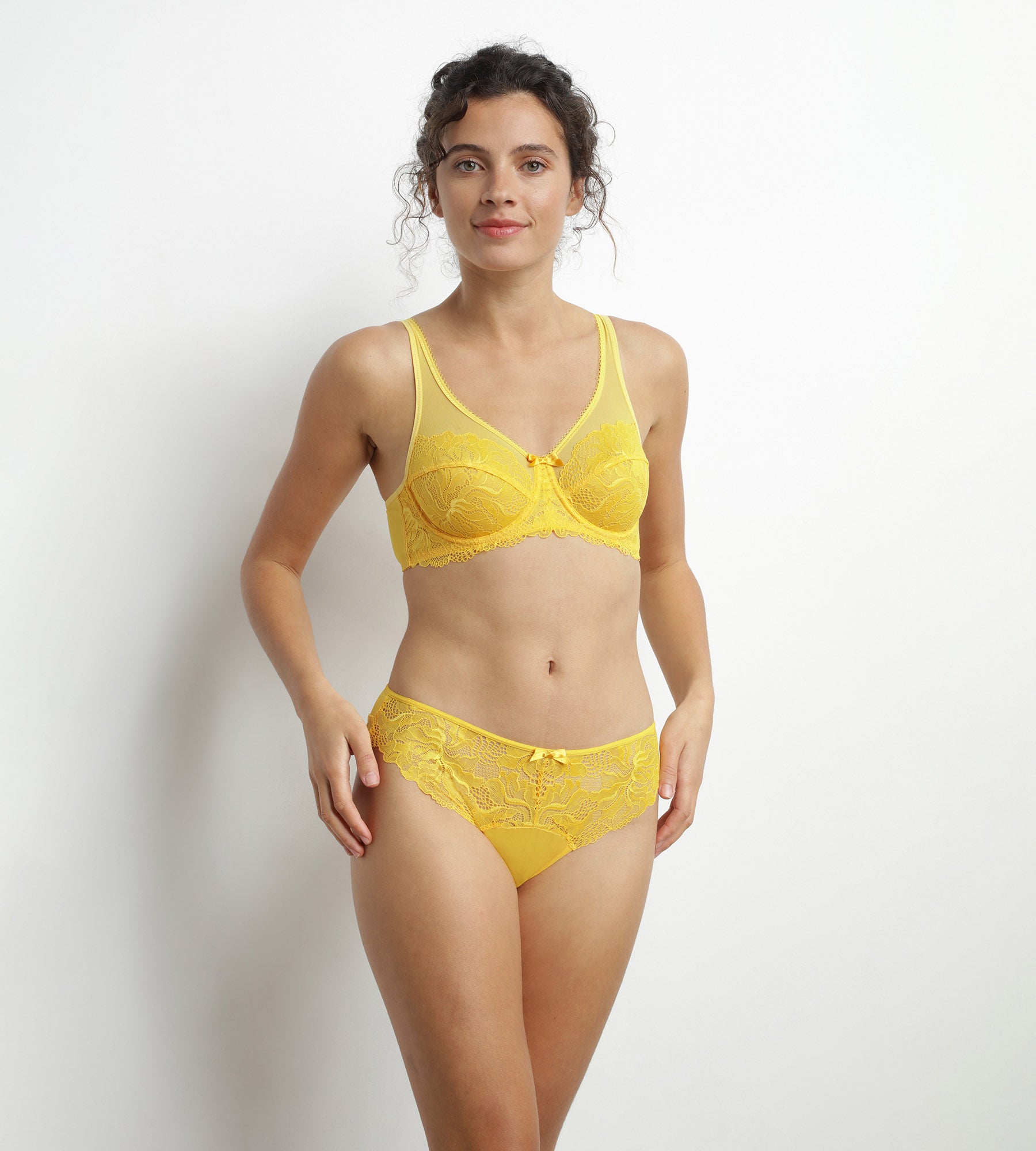 Yellow Dim Generous Essentiel Lace Full Coverage Bra - Comfortable Support for Everyday Wear, Work & Special Occasions