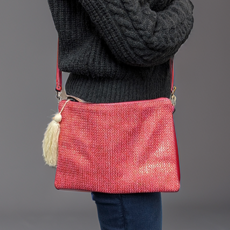 Elegant Pink Glitzy Clutch Bag with Tassel - Perfect for Evening Parties, Weddings & Special Occasions