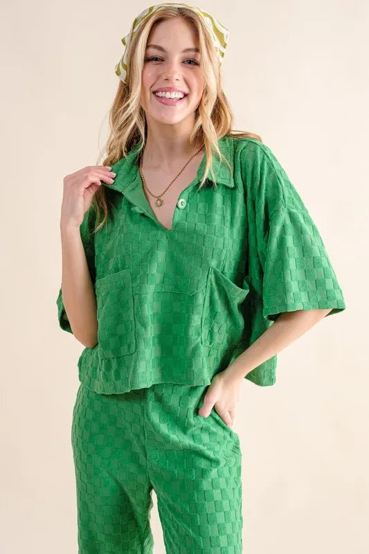 GREEN