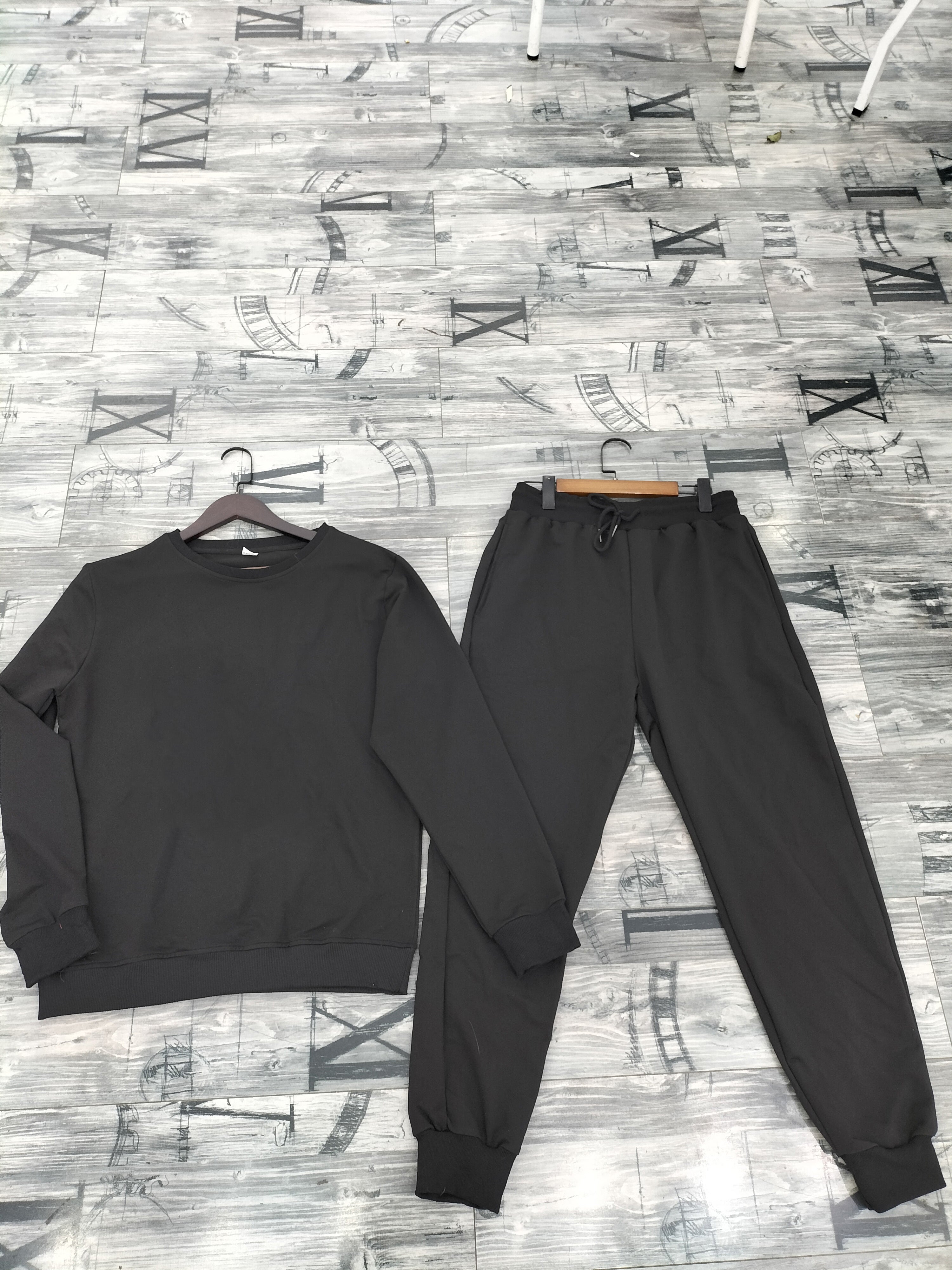 Men's Athletic Casual 2-Piece Suit - Lightweight Breathable Workout Jogger Set for Gym, Running & Streetwear Fashion