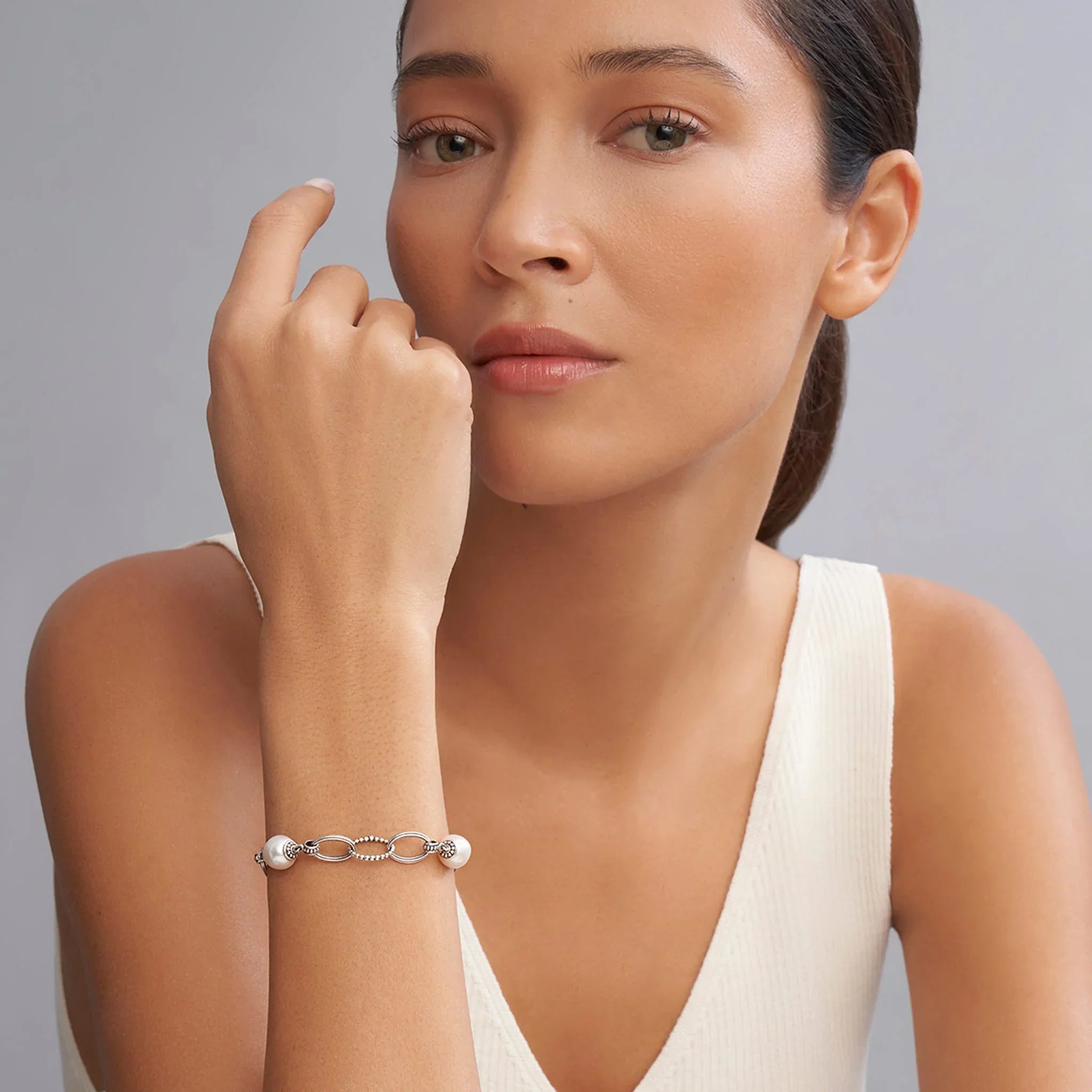 Luxury Caviar Pearl Link Bracelet for Women - Elegant & Timeless Jewelry Gift for Her - Perfect for Weddings, Parties & Special Occasions