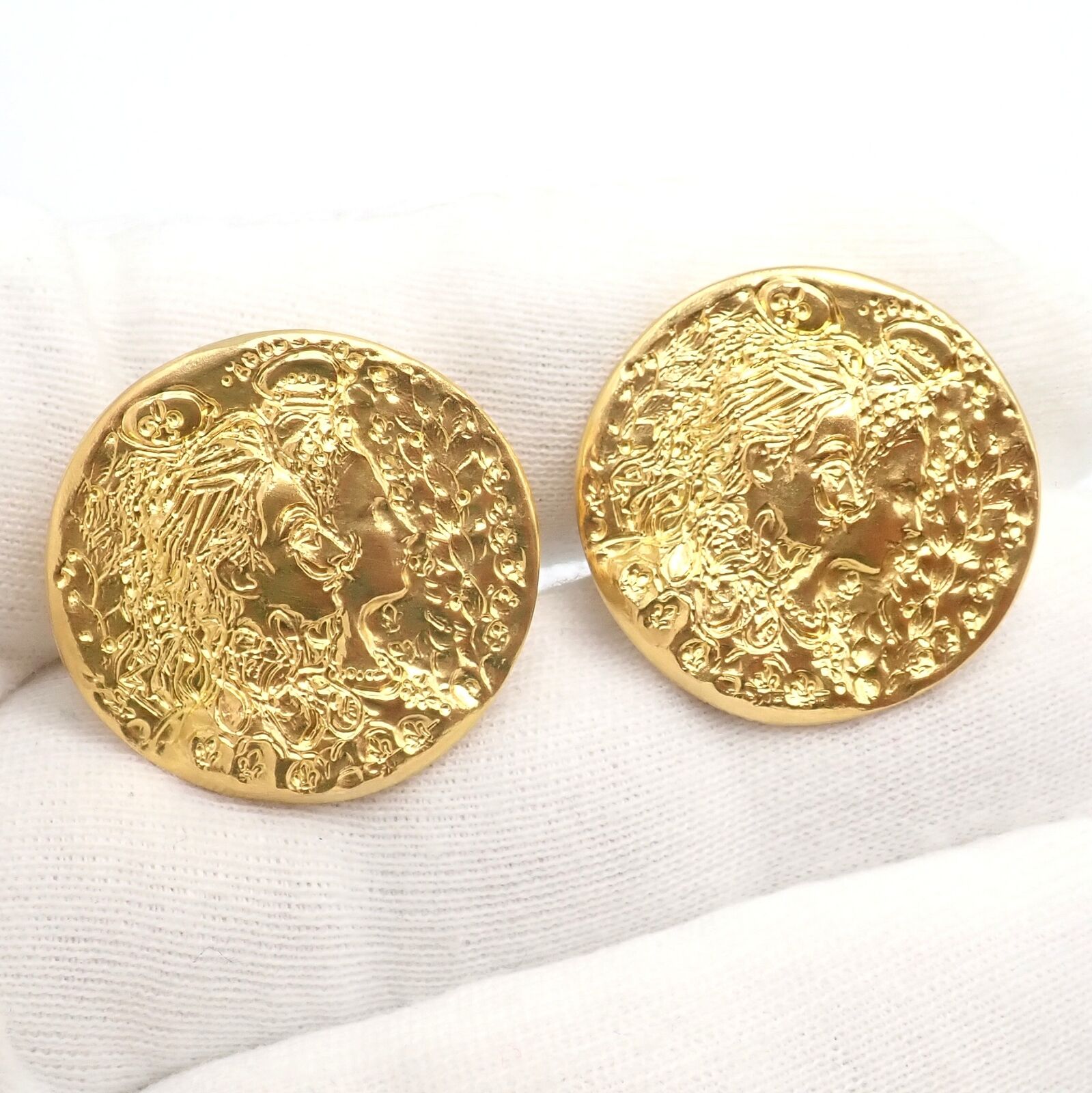 Authentic Salvador Dali D'or for Piaget 18k & 22k Yellow Gold Cufflinks - Luxury Men's Jewelry for Formal Events & Business Attire