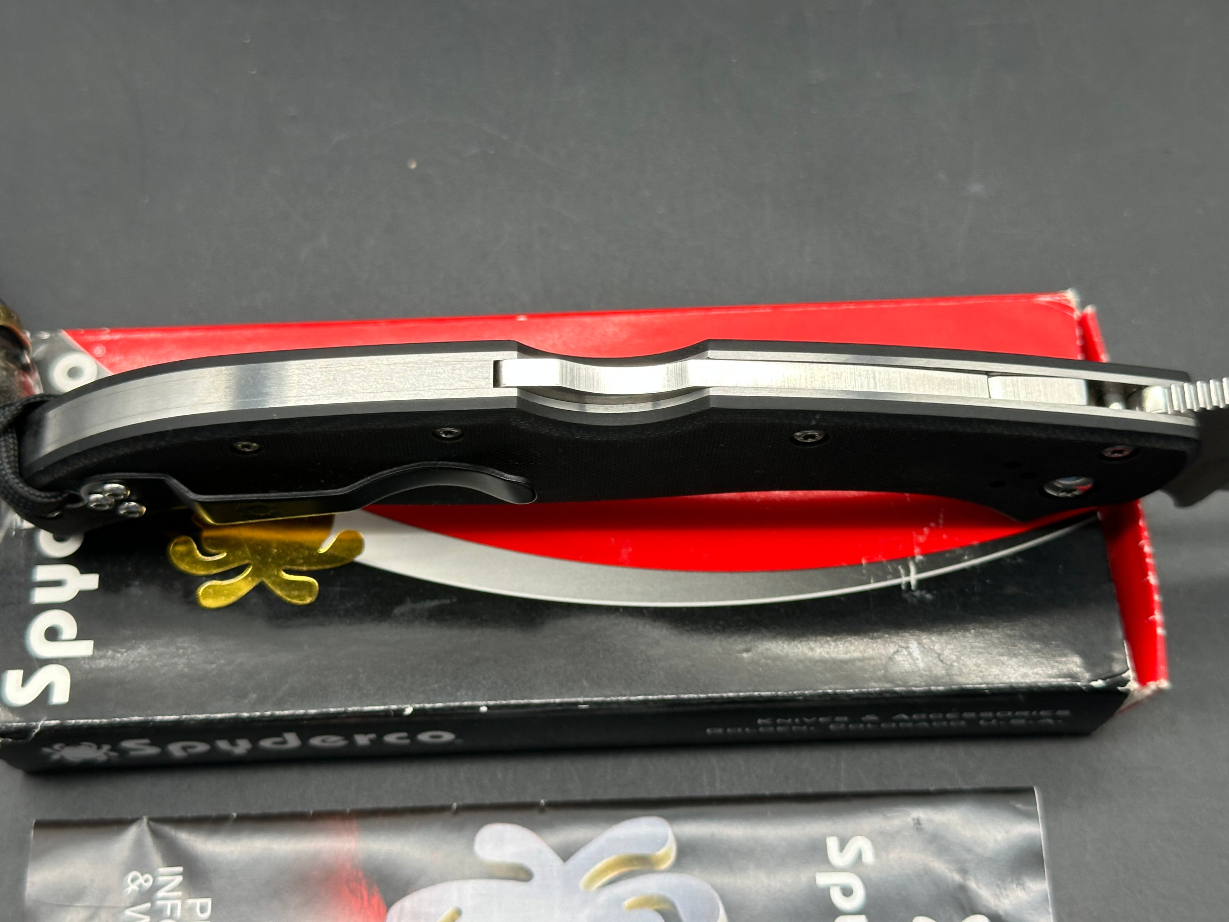 Spyderco Tatanka PowerLock Folding Knife - Black G-10 Handle, 5.06