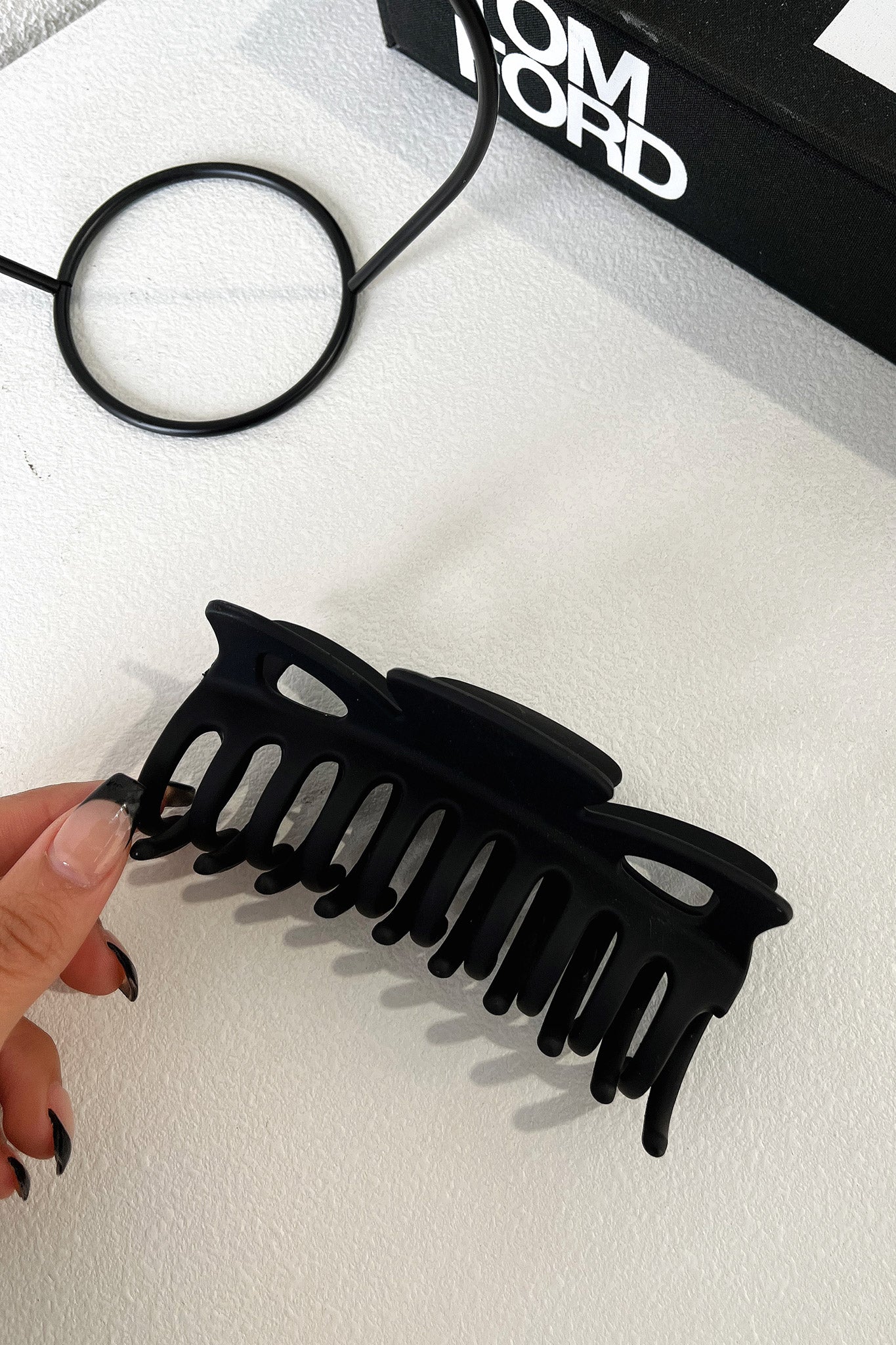 Eli Black Hair Claw Clip - Strong Hold Hair Clips for Women, Girls - Perfect for Ponytails, Buns, Updos - Salon Quality Hair Accessories for Daily Use, Workout, Party, Wedding