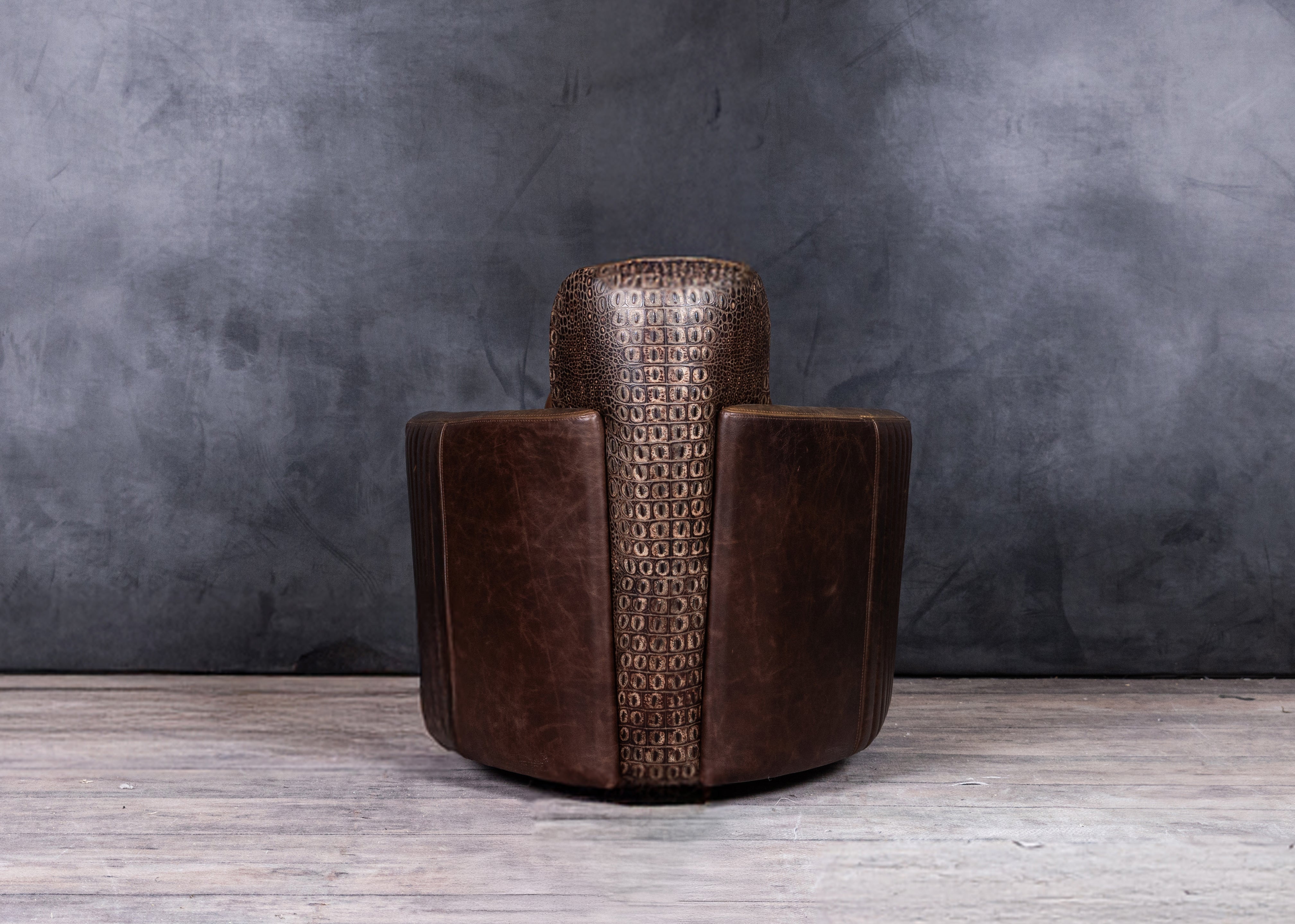 Premium Aviator Leather Chair - Classic Brown Genuine Leather Recliner for Living Room, Home Theater & Office - Ergonomic Design for Ultimate Comfort & Style