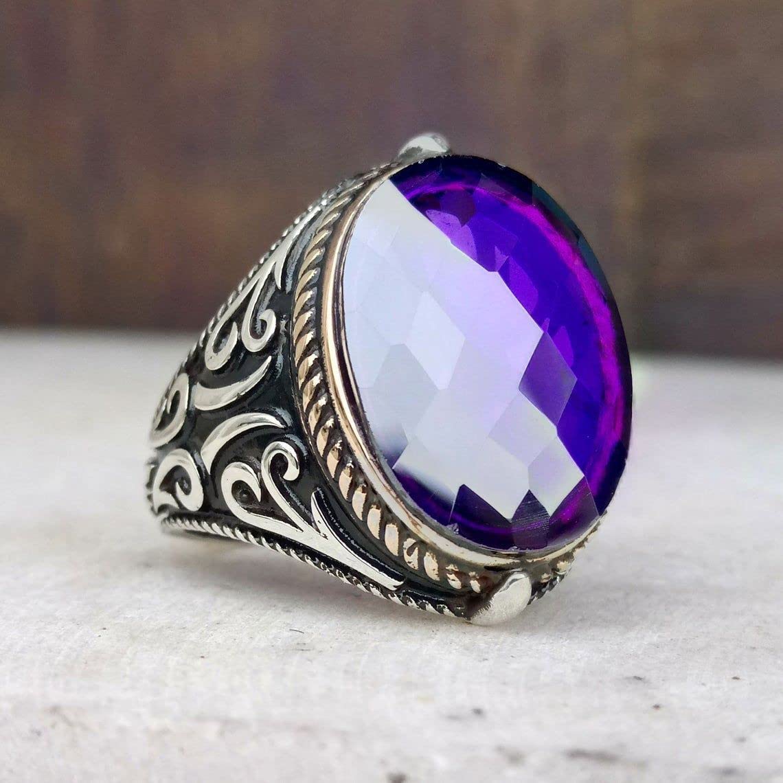 Elegant Purple Stone Anniversary Wedding Promise Ring for Women & Men - Fashion Jewelry for Engagement, Christmas & Birthday Gifts - Perfect for Romantic Occasions & Special Celebrations (Purple, Size 7)