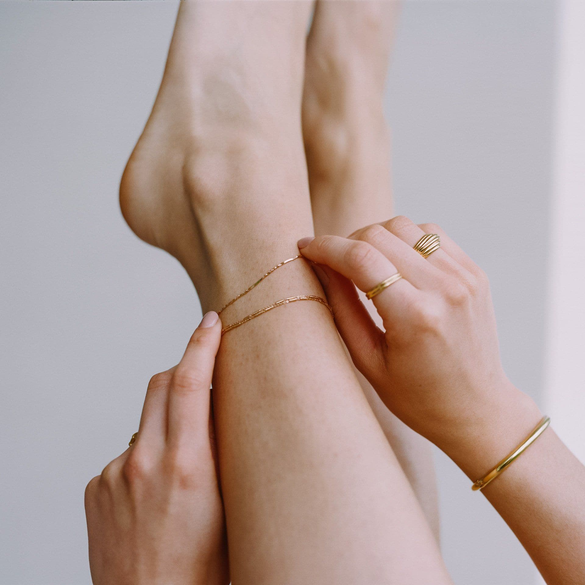 Vervelle Double Chain Anklet for Women - 18K Gold Plated Adjustable Ankle Bracelet | Perfect for Beach, Summer Outfits & Boho Style