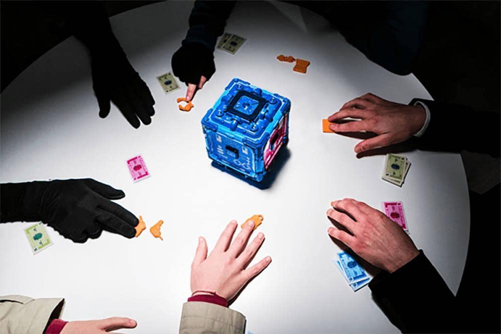 Megableu Electronic Game - Bank Attack Cooperative Board Game - Pull Off the Heist of the Century - 5 Levels - Family & Strategic Game for 2-4 Players (678059) | Perfect for Game Nights, Team Building & Family Bonding
