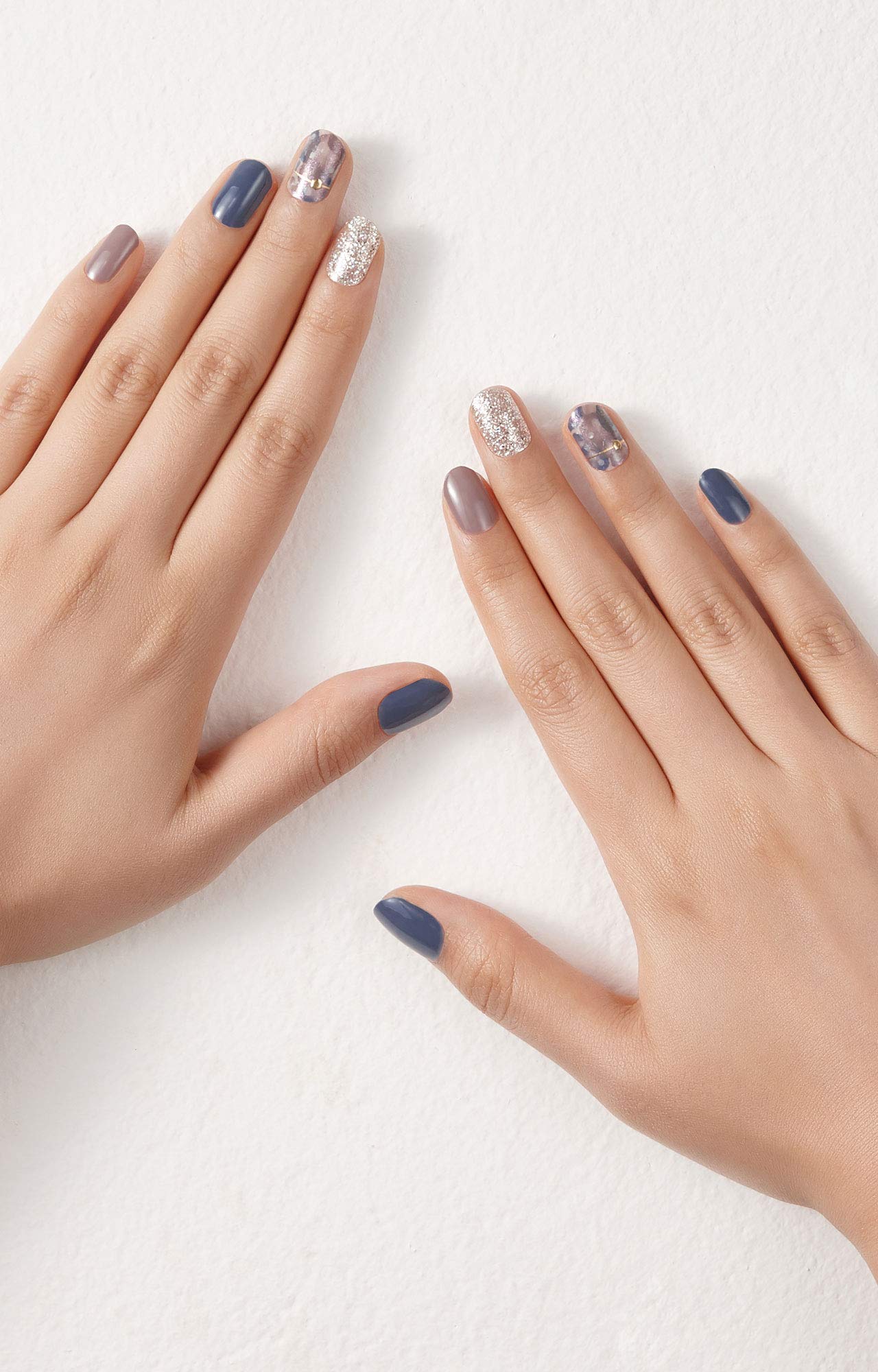 DASHING DIVA GLOSS Press On Nails - Short Square Fake Nails with Gel Finish, 30PCS Long Lasting Stick On Nails Kit (Pearl Button) | Day to Night Wear | Lasts 7 Days | Perfect for Parties, Weddings, Date Nights & Special Occasions