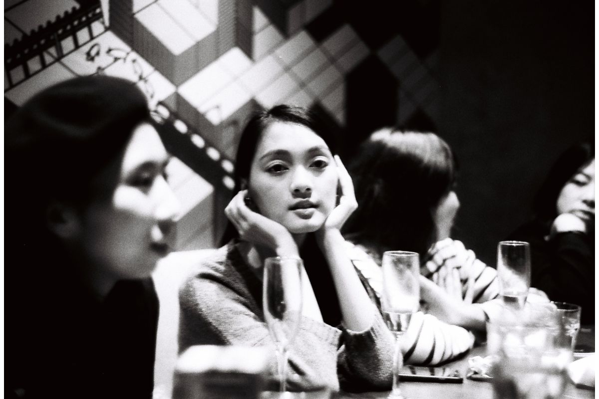 Lomography Monochrome Duet B&W Starter 35mm Film - Perfect for Street Photography & Vintage Film Camera Enthusiasts
