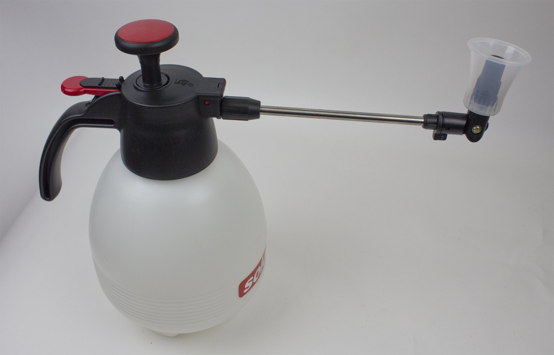 Solo 419 2-Liter One-Hand Pressure Sprayer with Ergonomic Grip - Perfect for Gardening, Cleaning & Lawn Care