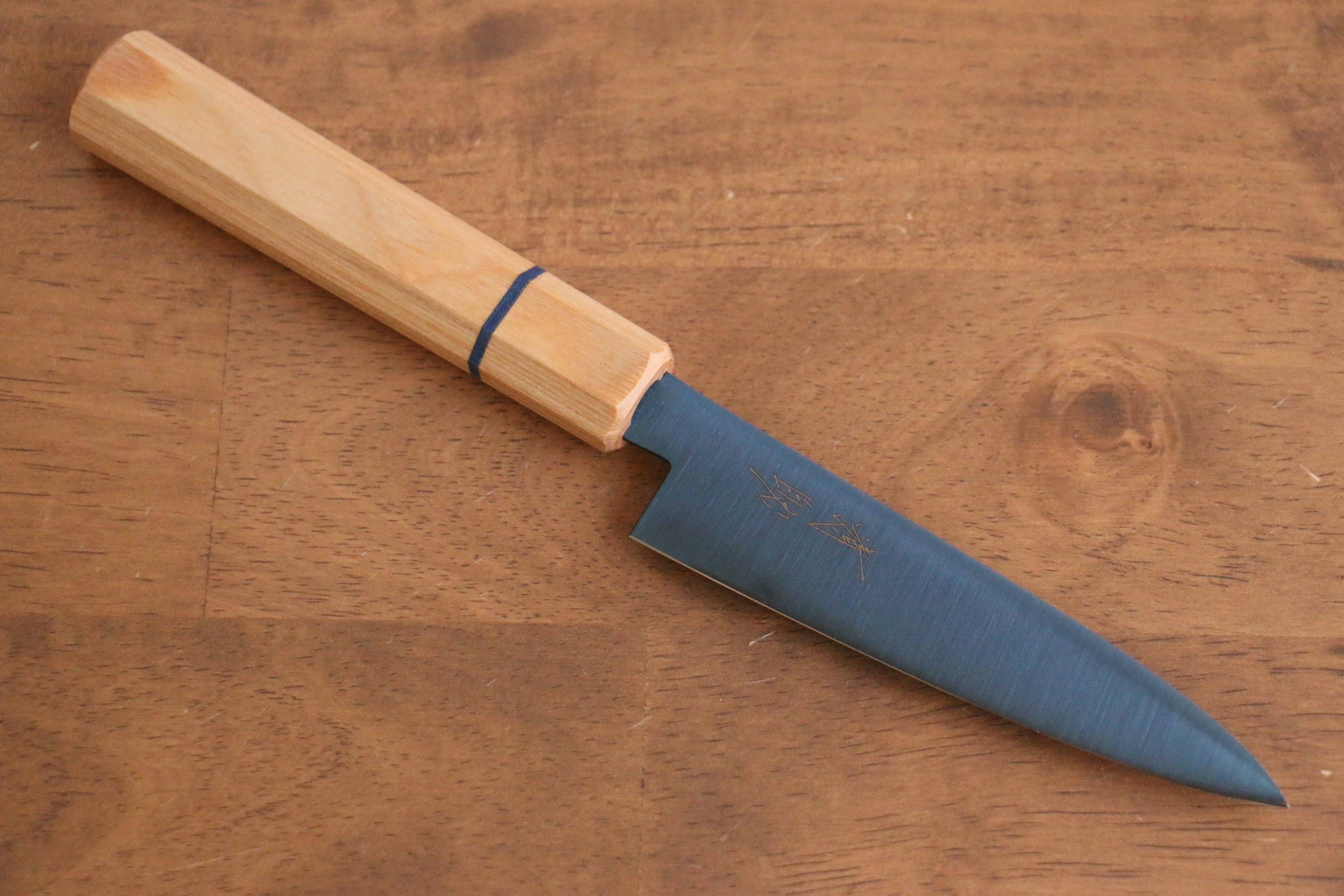 Seisuke SK 85 120mm Petty Utility Knife - Japanese Stainless Steel Blade with Ion Plating & White Wood Handle - Perfect for Slicing, Peeling & Precision Kitchen Tasks