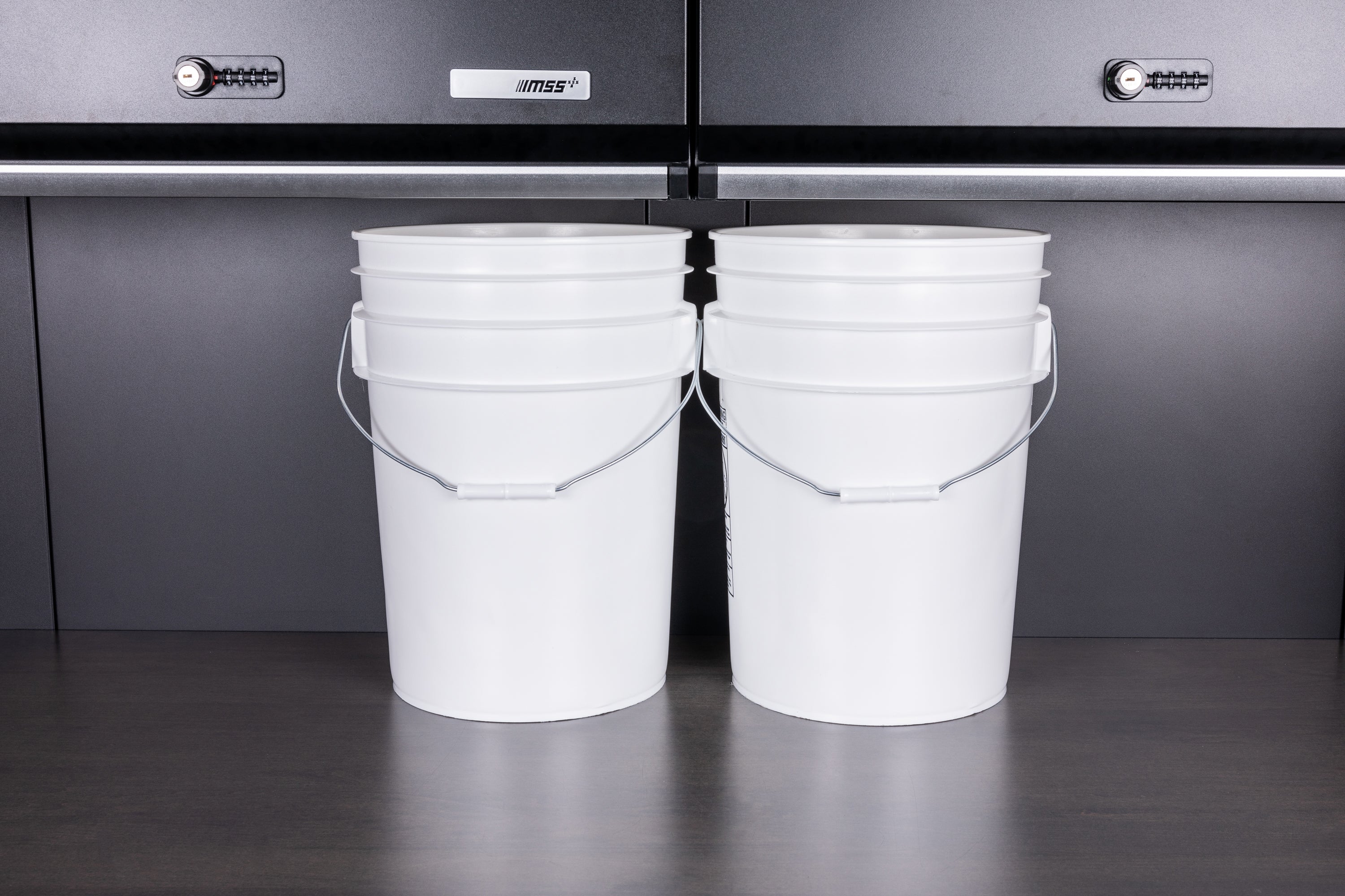 6 Gallon Buckets with Lids - Heavy Duty Plastic Pails for Storage, Construction, Painting & DIY Projects | Food Safe & Durable for Home, Garden & Industrial Use