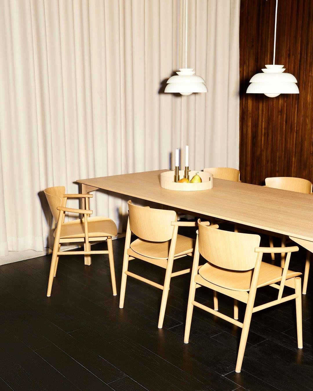 Modern LED Pendant Light for Kitchen Island, Dining Room & Bedroom - Adjustable Hanging Chandelier with Dimmable Warm White Light - Perfect for Home Decor, Restaurants and Cafe Lighting