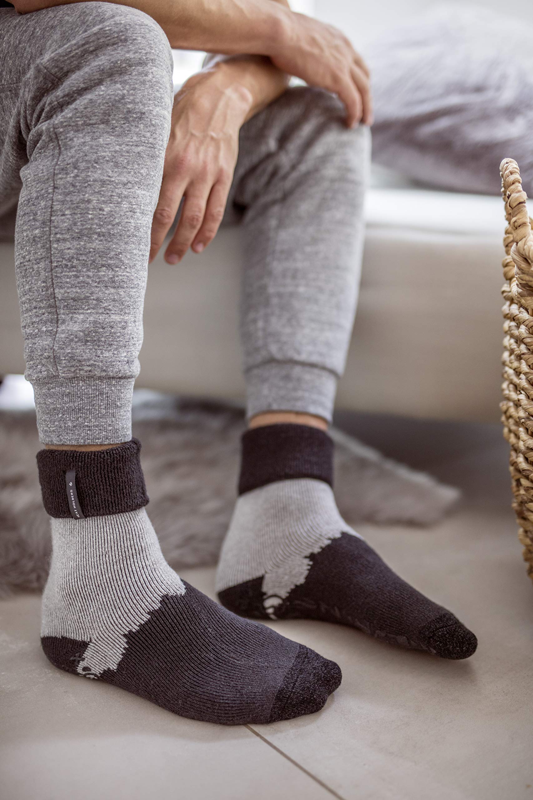 Heat Holders Men's Thermal Lounge Socks - Ultra Warm & Cozy Winter Socks for Indoor/Outdoor Use - Perfect for Home, Office & Cold Weather Activities (Pack of 1)