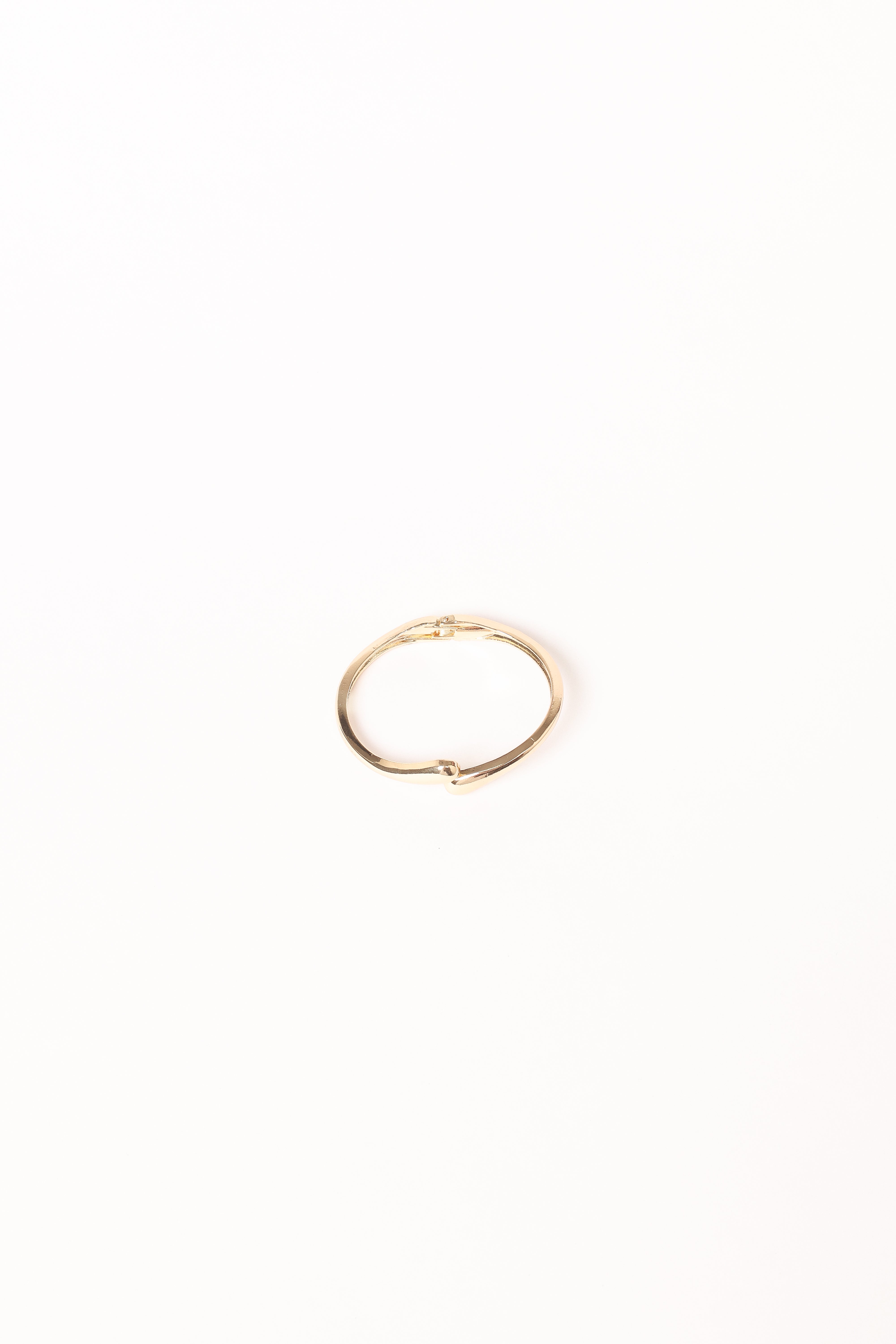 Original Jordan Cuff Bracelet in Gold - Stylish & Elegant Jewelry for Women - Perfect for Parties, Weddings & Everyday Wear