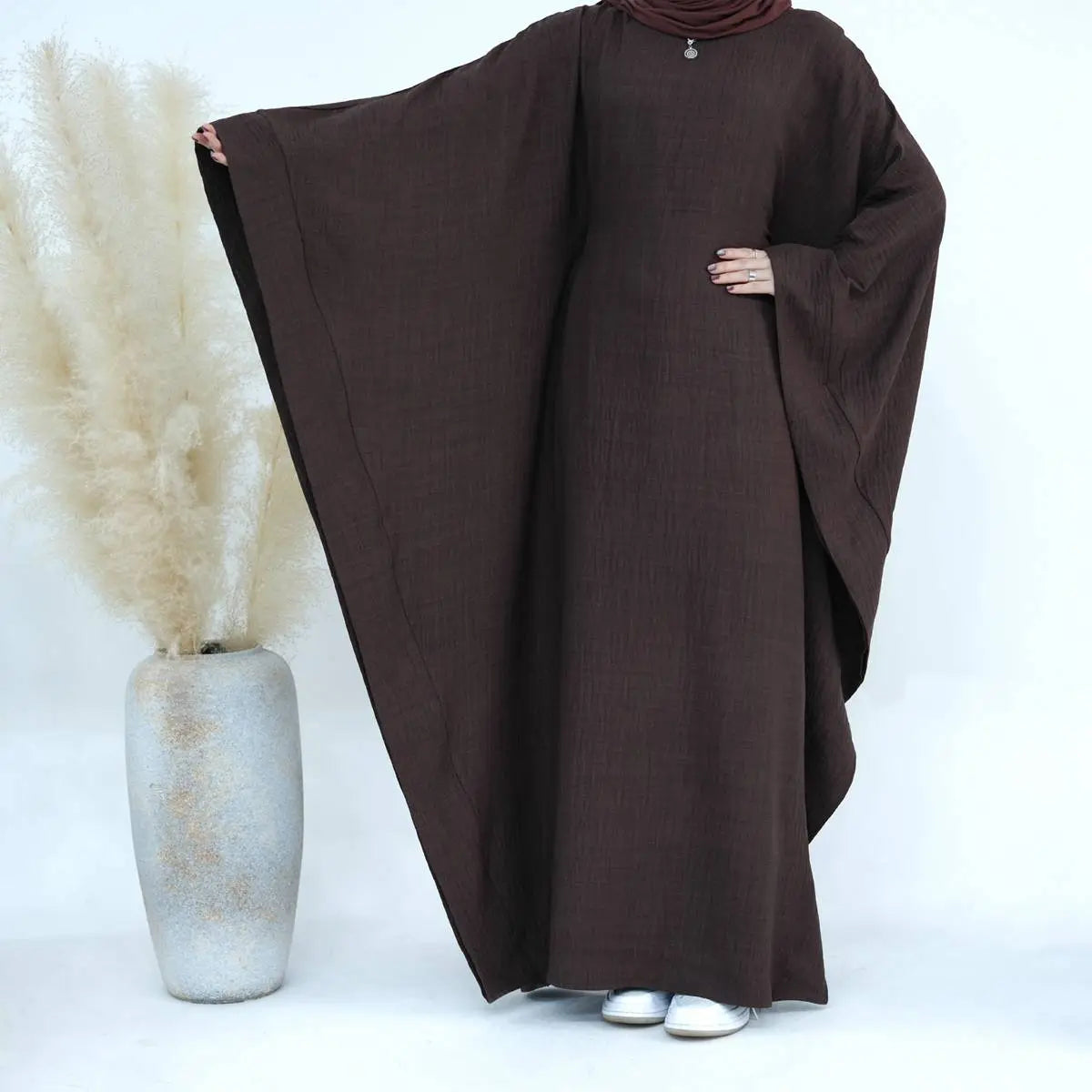Elegant Muslim Women's Batwing Sleeve Farasha Abaya Dress - Modest Islamic Prayer Dress for Mosque & Special Occasions