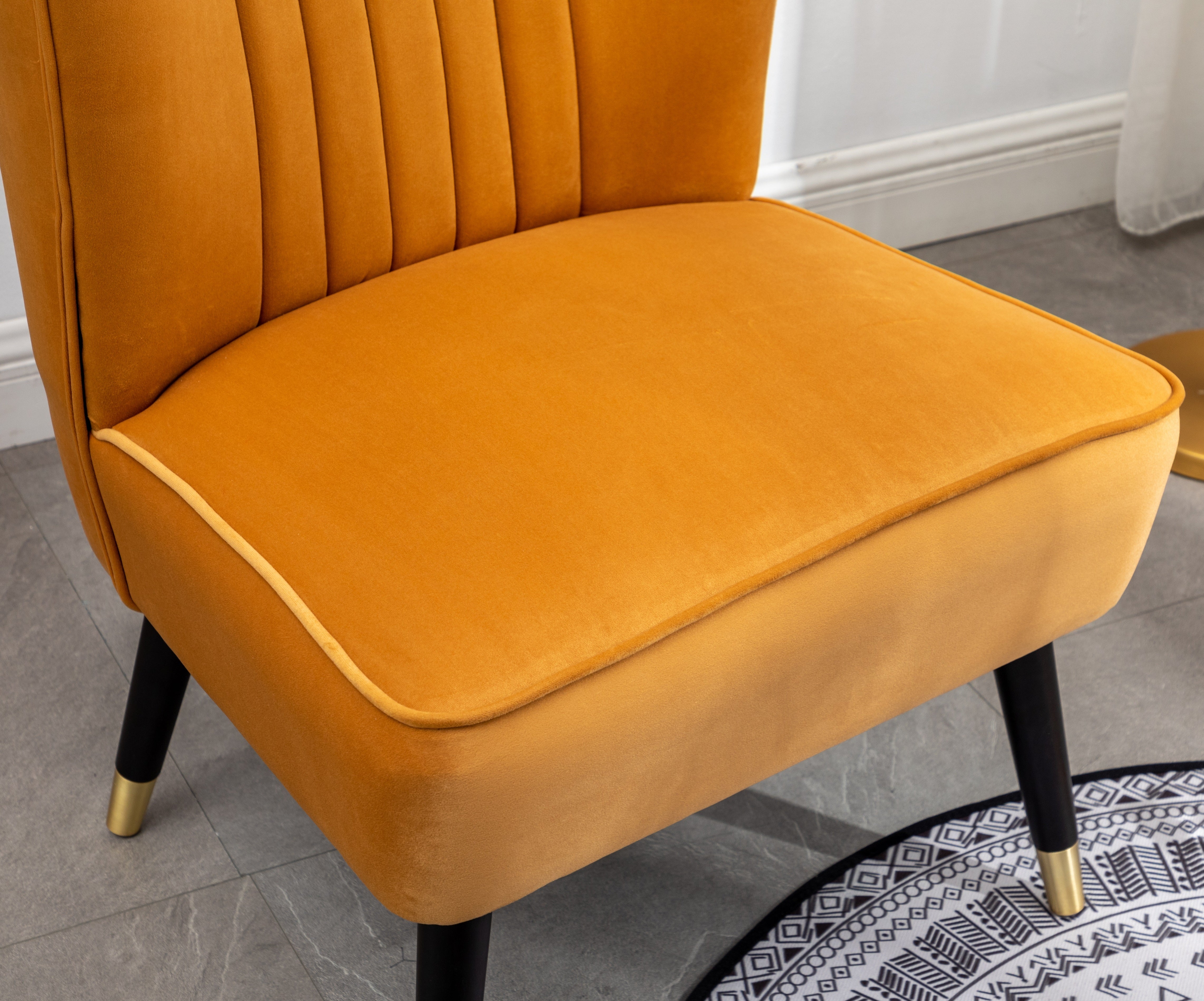 Roundhill Furniture Elon Contemporary Velvet Upholstered Accent Chair in Gold - Modern Living Room Seating for Home Office, Lounge & Bedroom Decor
