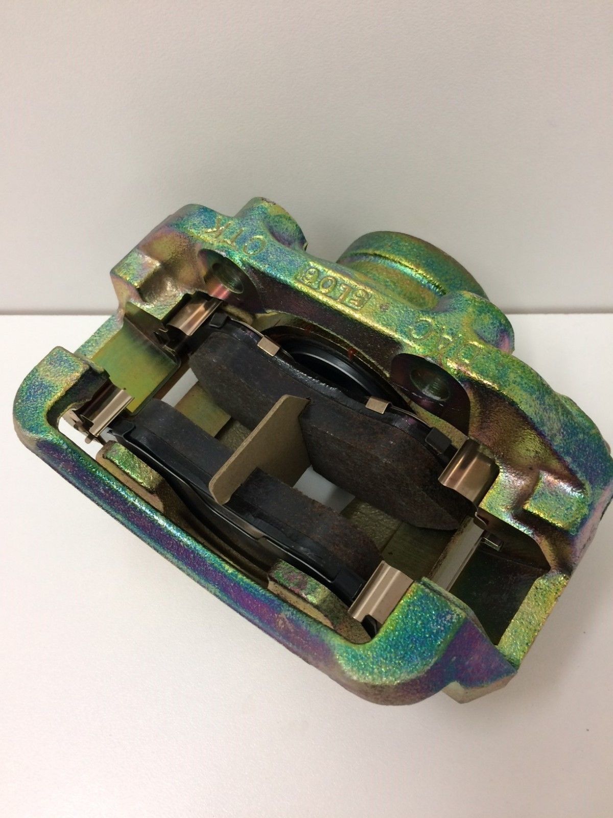 Genuine Daewoo Cielo Driver Side Front Brake Caliper 1995-1997 - Perfect Replacement for Smooth Braking Performance