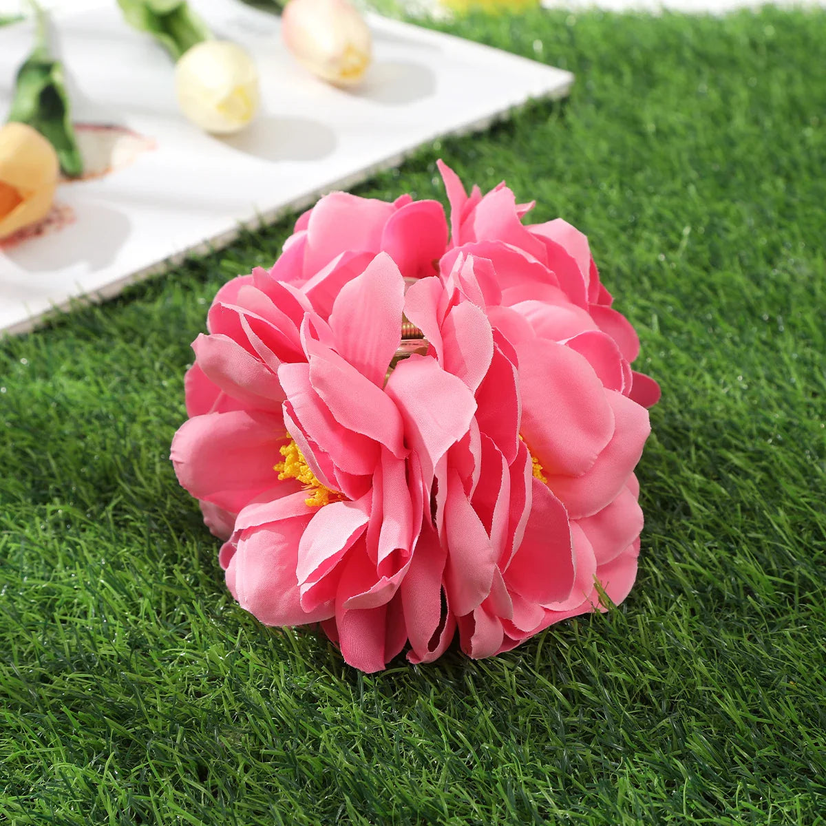 Haimeikang Large Flower Hair Clips for Women - Thick Hair Barrettes, Crab Claw Hairpins, Summer Fashion Hair Accessories for Weddings, Parties, and Everyday Wear