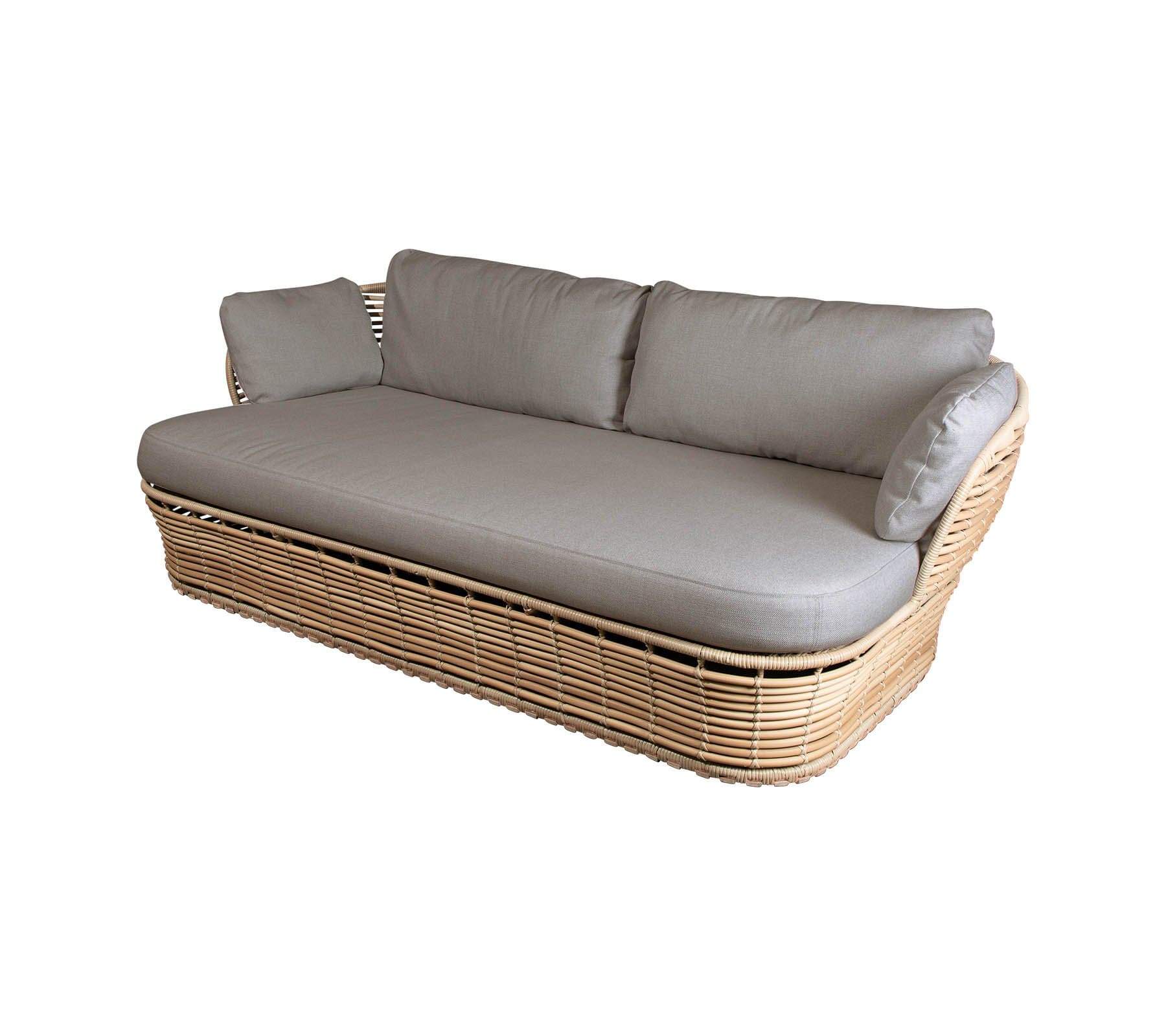 2-Seater Outdoor Wicker Sofa Set - Patio, Garden, or Poolside Relaxation - Weather-Resistant Rattan Furniture for Backyard & Deck