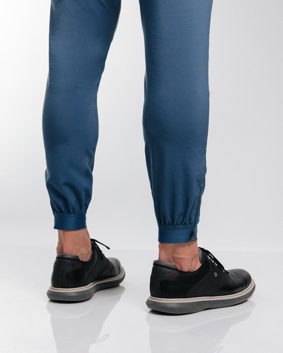 Primo Golf Jogger Pants for Men - Lightweight 4-Way Stretch Golf Trousers with 4 Pockets, Inner Gel Waistband & Elastic Zipper Ankles - Perfect for Golfing, Travel & Casual Wear