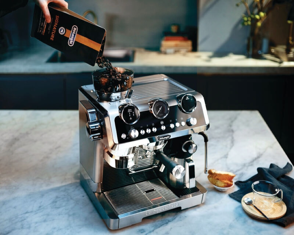 De'Longhi La Specialista Maestro EC9665M Espresso Machine - Professional Barista-Grade Coffee Maker for Home Use | Perfect for Latte, Cappuccino & Espresso Lovers