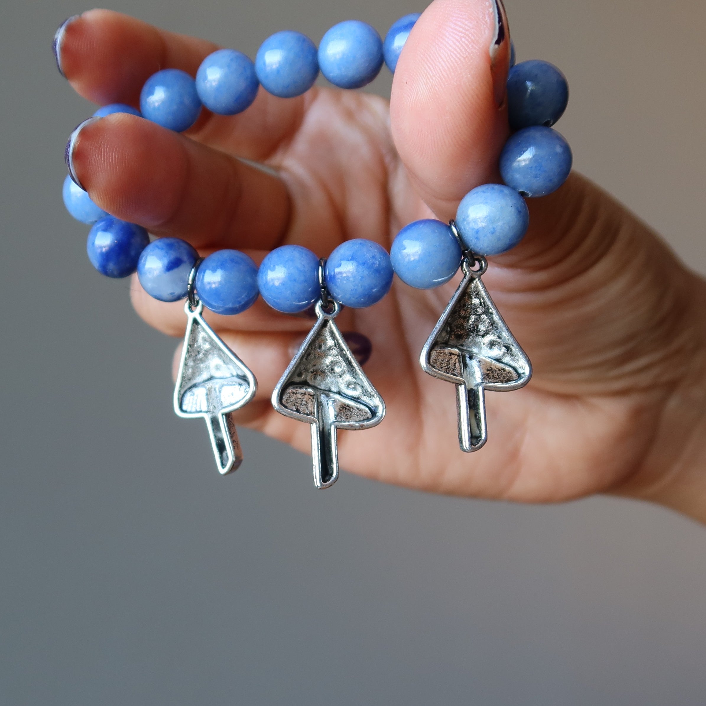 Blue Aventurine Healing Crystal Bracelet with Magic Mushroom Charm - Spiritual Energy Jewelry for Meditation, Yoga & Positive Vibes
