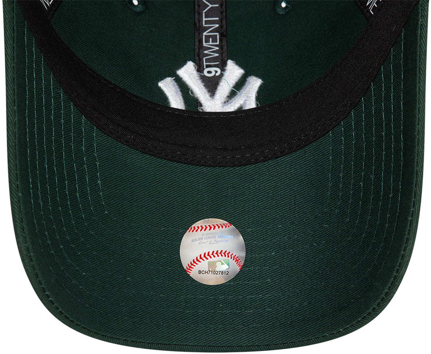 New York Yankees New Era 9Twenty League Essential Dark Green Baseball Cap for Men & Women - Adjustable Snapback Hat for Baseball Fans, Streetwear Fashion & Outdoor Activities