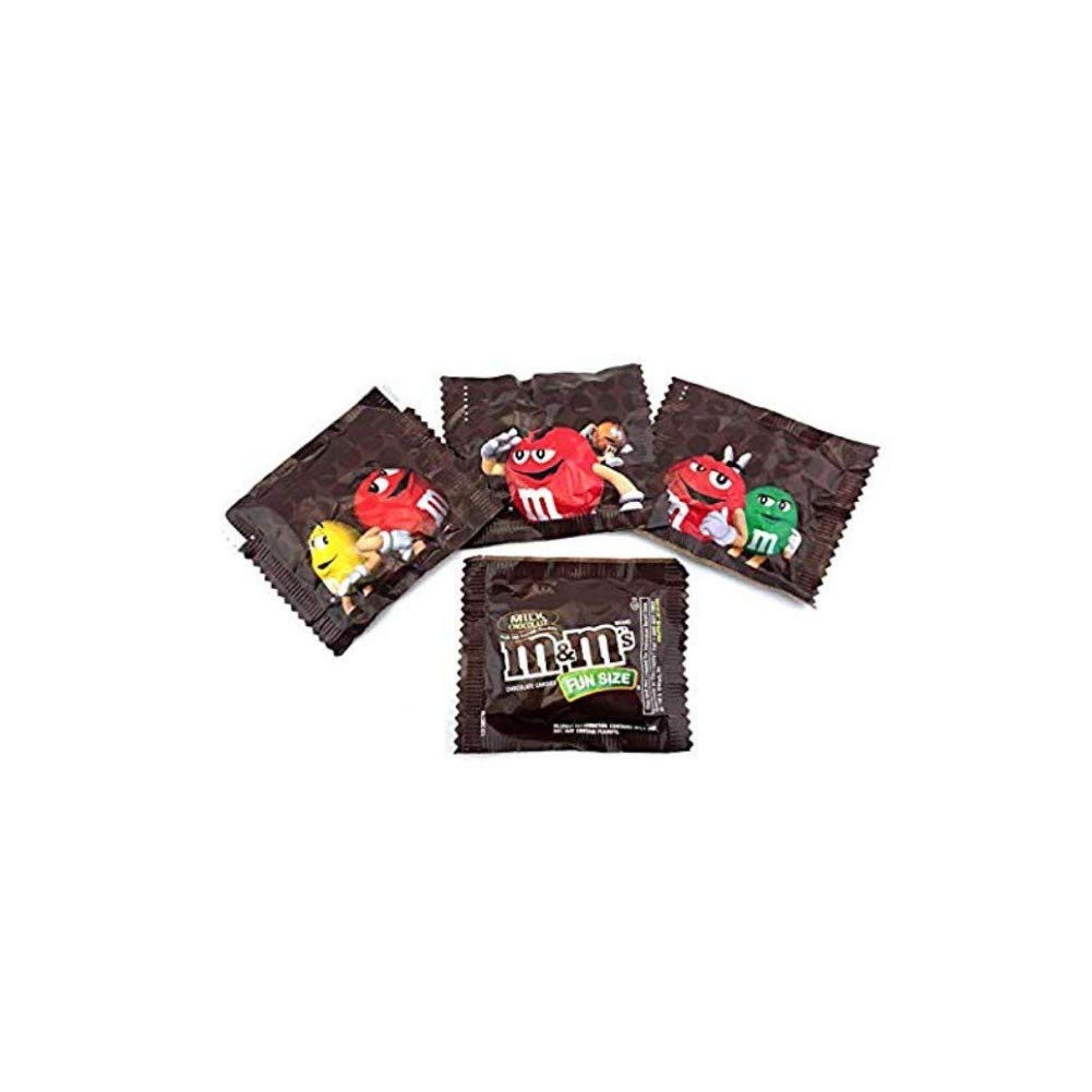 M&M's Milk Chocolate Candy Fun Size Bulk Pack - 70 Count (2 Pounds) | Perfect for Halloween, Parties, Office Snacks & Gift Baskets
