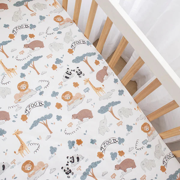 Day at the Zoo 4-Piece Nursery Bedding Set - Crib Bedding with Animal Print for Baby Boys & Girls - Perfect for Jungle Themed Nursery Decor