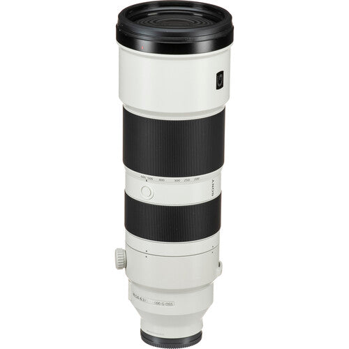 Sony FE 200-600mm f/5.6-6.3 G OSS Super Telephoto Zoom Lens for Wildlife & Sports Photography - Compatible with Sony E-Mount Cameras