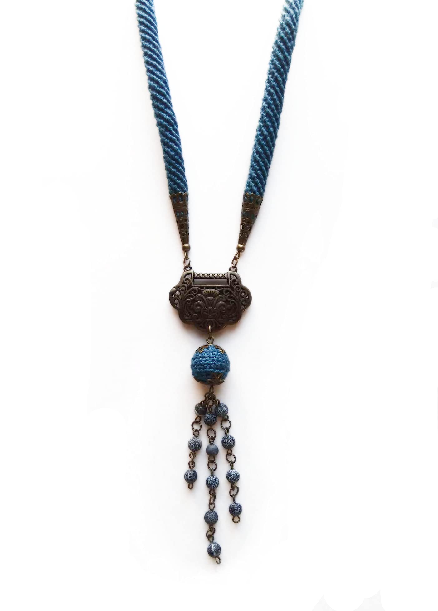 Boho Crochet Necklace with Agate Beads & Ethnic Pendant - Handmade Bohemian Jewelry for Women, Perfect for Festivals, Beach & Layering Outfits