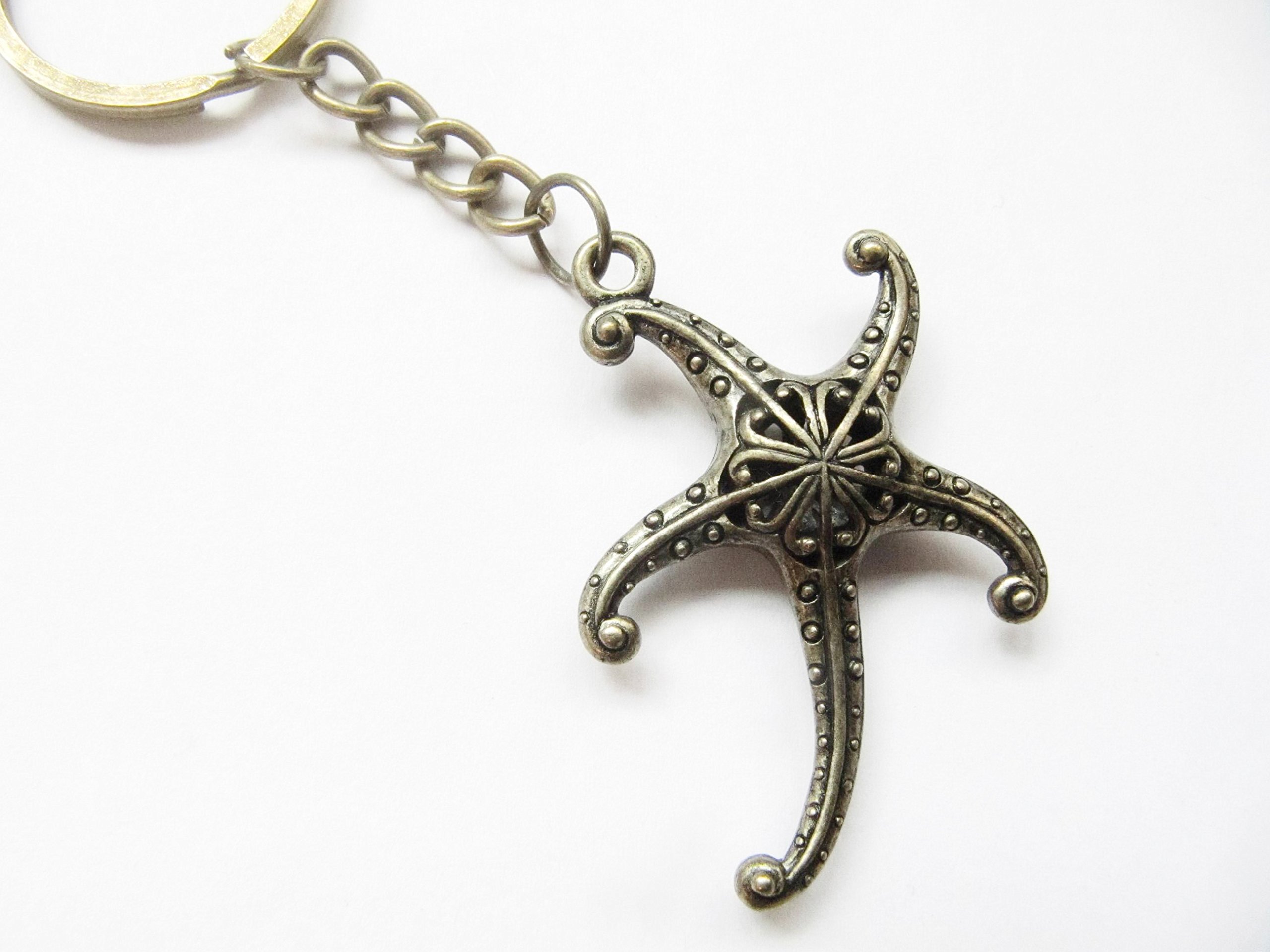Big Starfish Keychain - Cute Starfish Key Chain & Beach Charm Keyring for Women - Perfect for Beach Vacations, Summer Accessories & Gifts