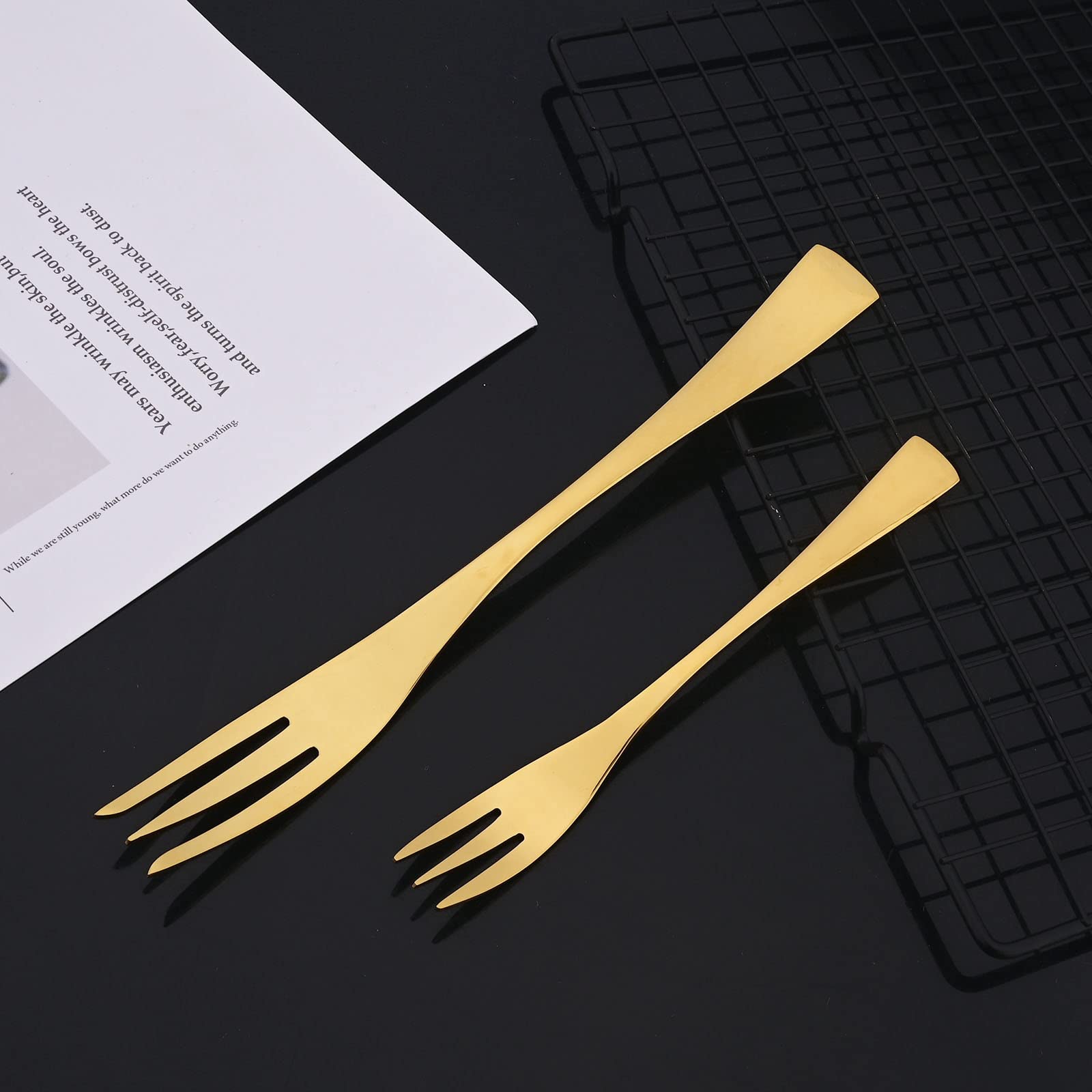 Premium Stainless Steel Dessert Forks and Spoons Set of 4 - Elegant Gold Fish Forks for Cake, Pastry, Seafood & Fine Dining - Perfect for Parties, Weddings & Home Entertaining